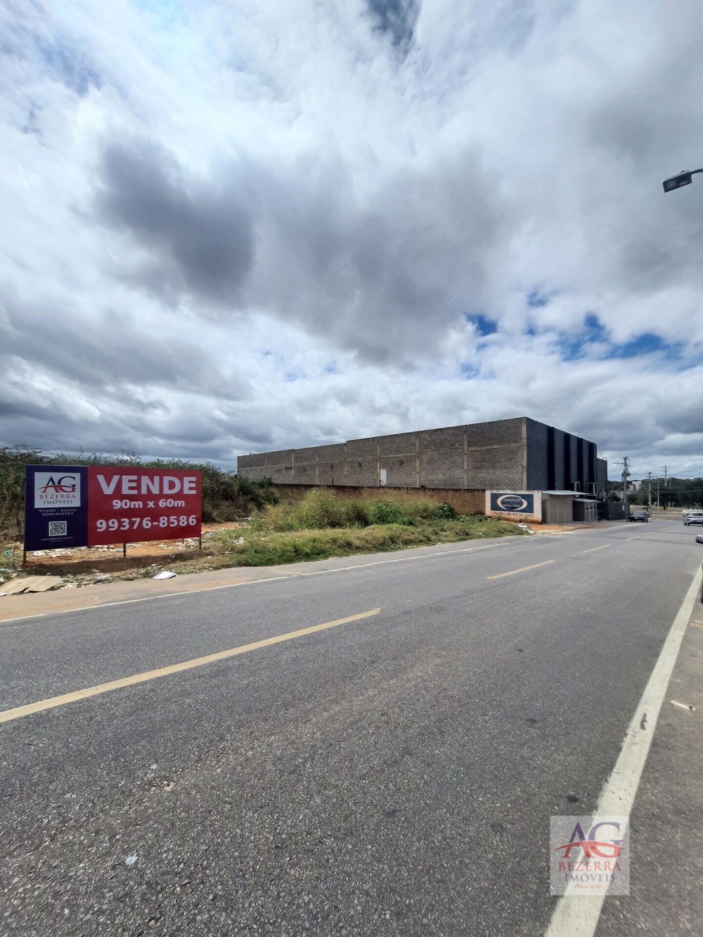 Terreno à venda, 1800m² - Foto 2