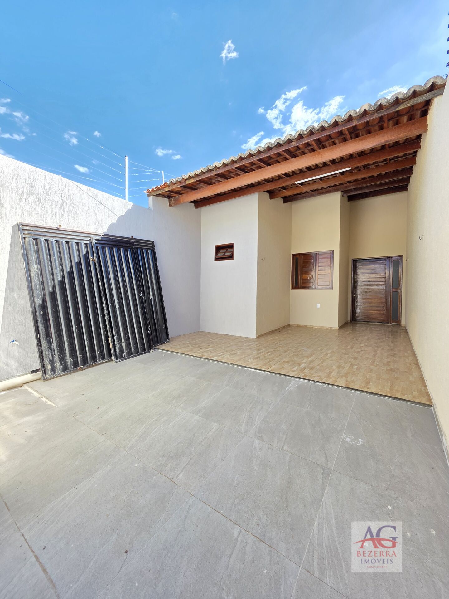 Casa, 3 quartos, 106 m² - Foto 2