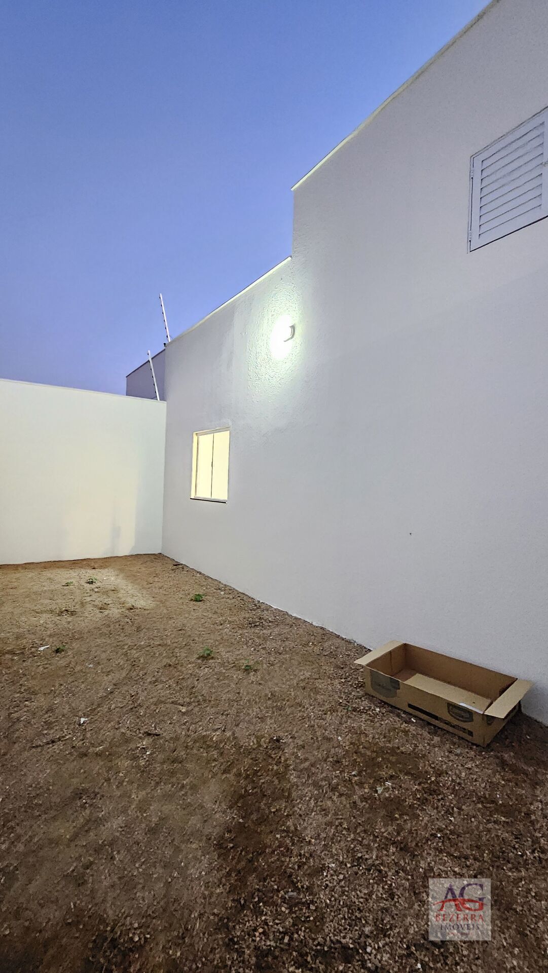 Casa à venda com 2 quartos, 72m² - Foto 20