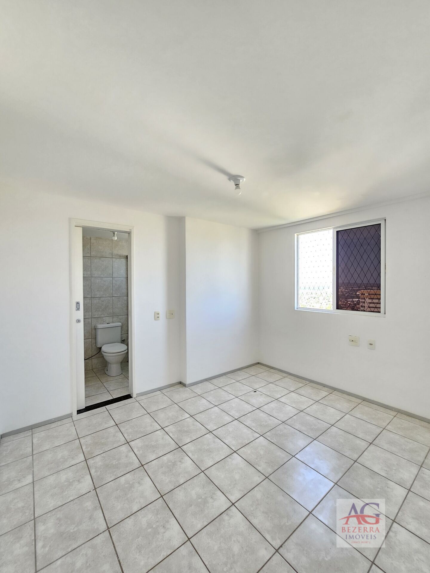 Apartamento para alugar com 3 quartos, 107m² - Foto 16