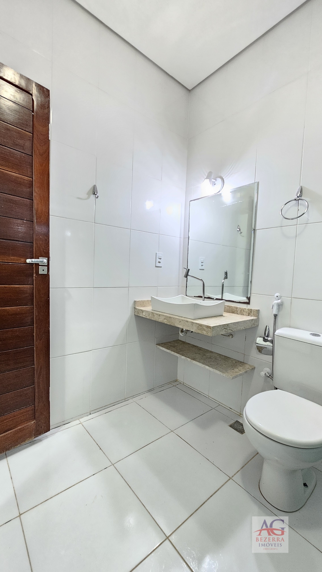 Casa à venda com 4 quartos, 300m² - Foto 32