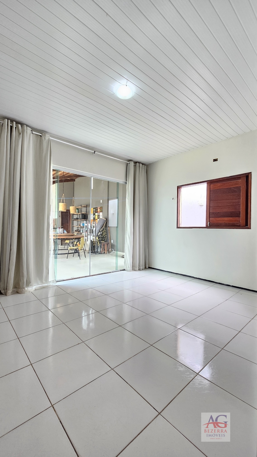 Casa à venda com 4 quartos, 300m² - Foto 33