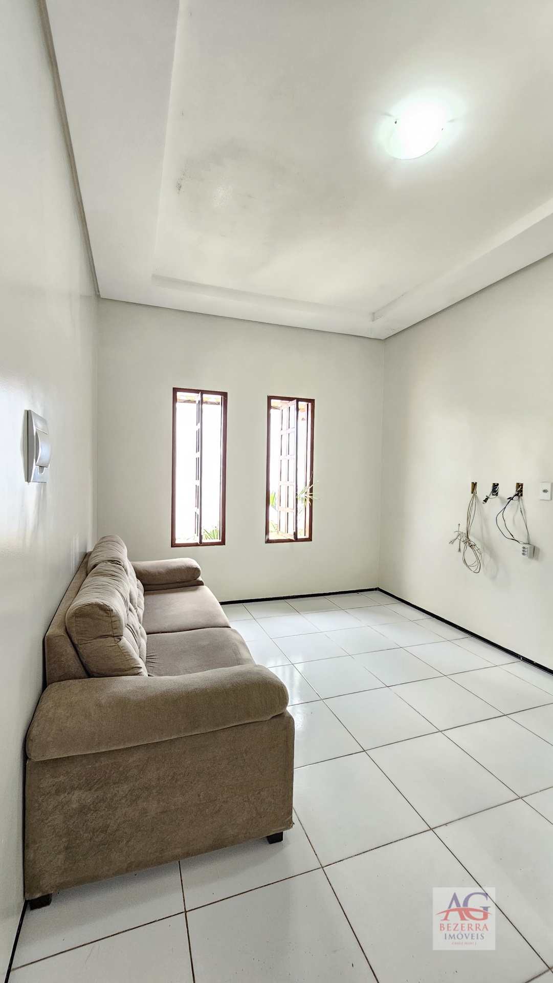Casa à venda com 4 quartos, 300m² - Foto 8