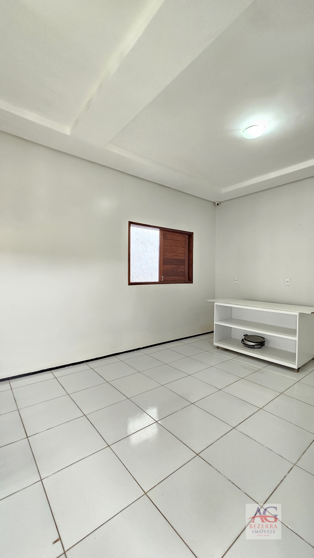 Casa à venda com 4 quartos, 300m² - Foto 9