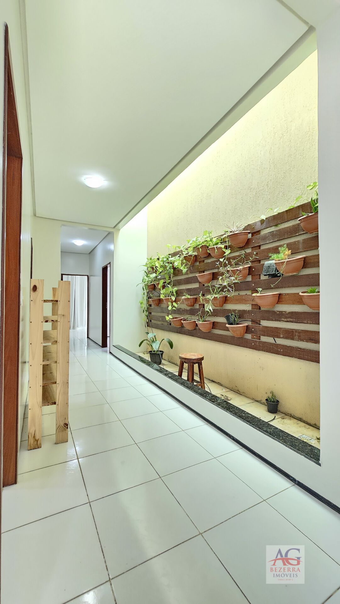 Casa à venda com 4 quartos, 300m² - Foto 18