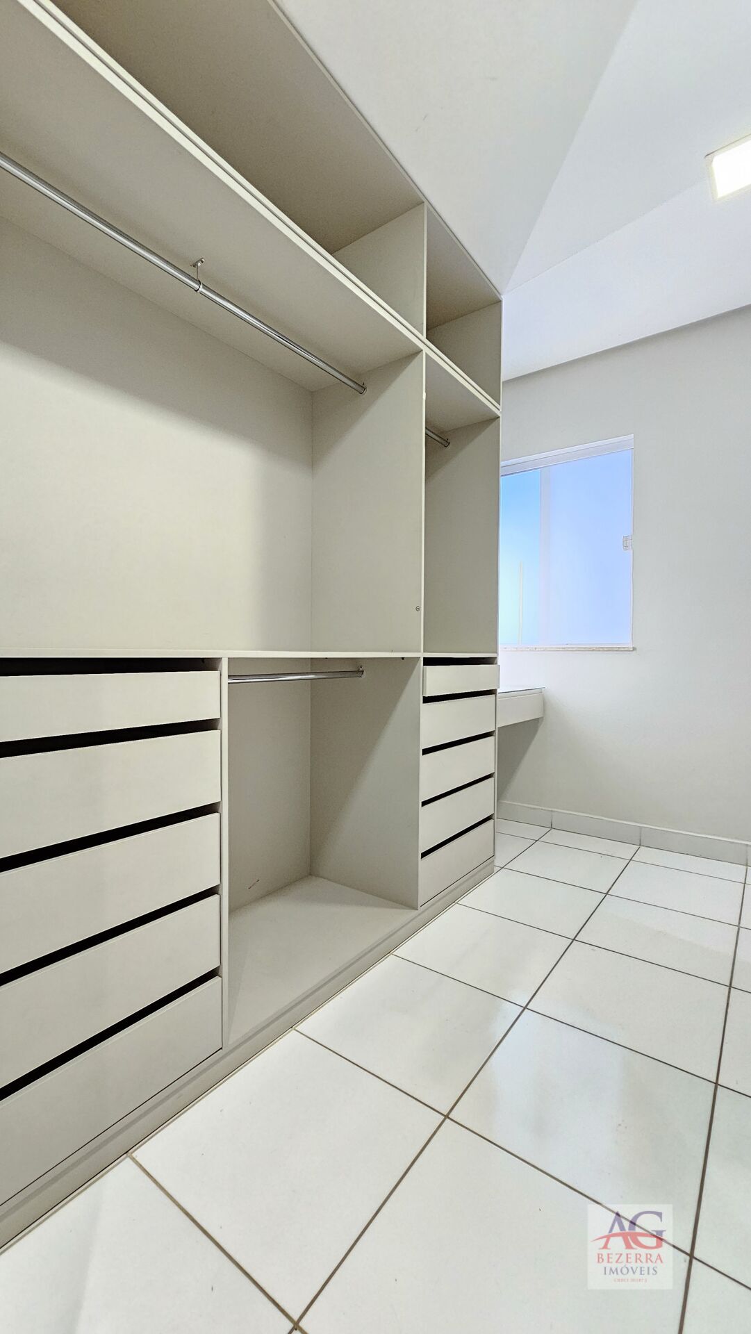 Apartamento à venda com 2 quartos, 83m² - Foto 17