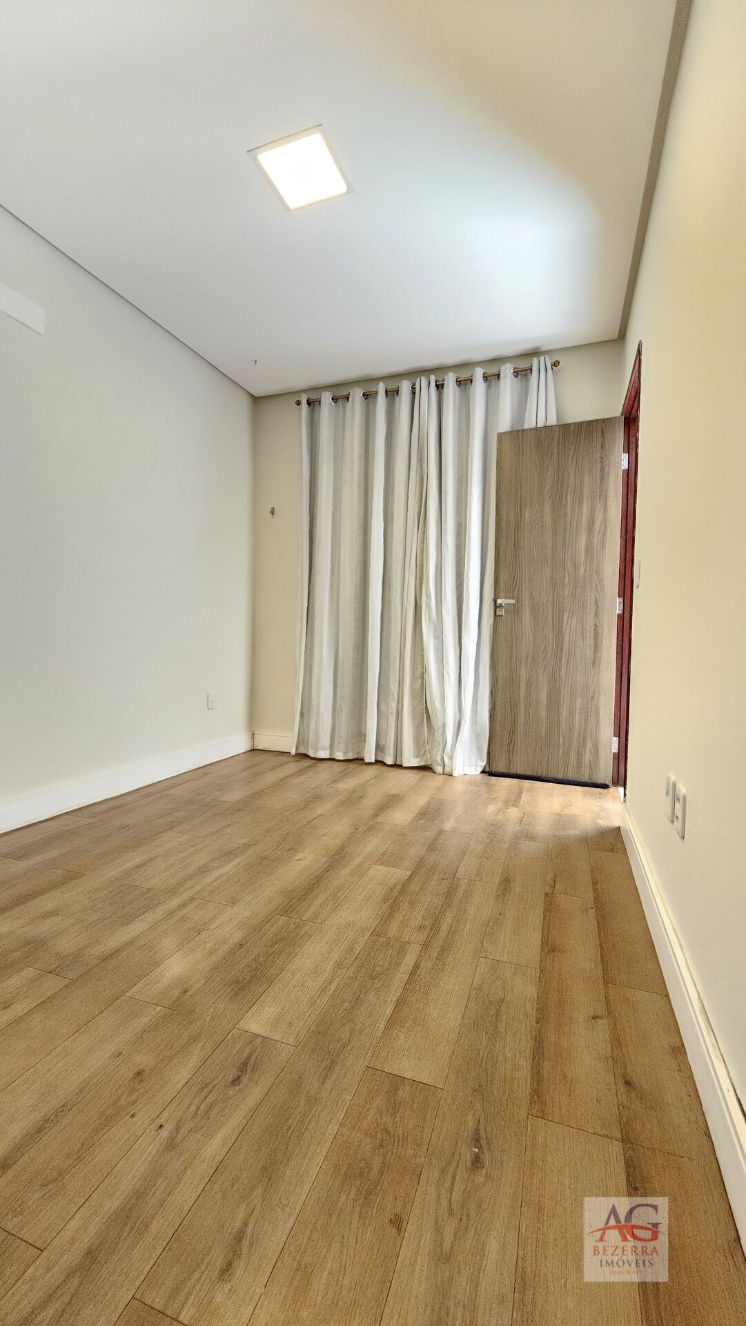 Apartamento à venda com 2 quartos, 83m² - Foto 12