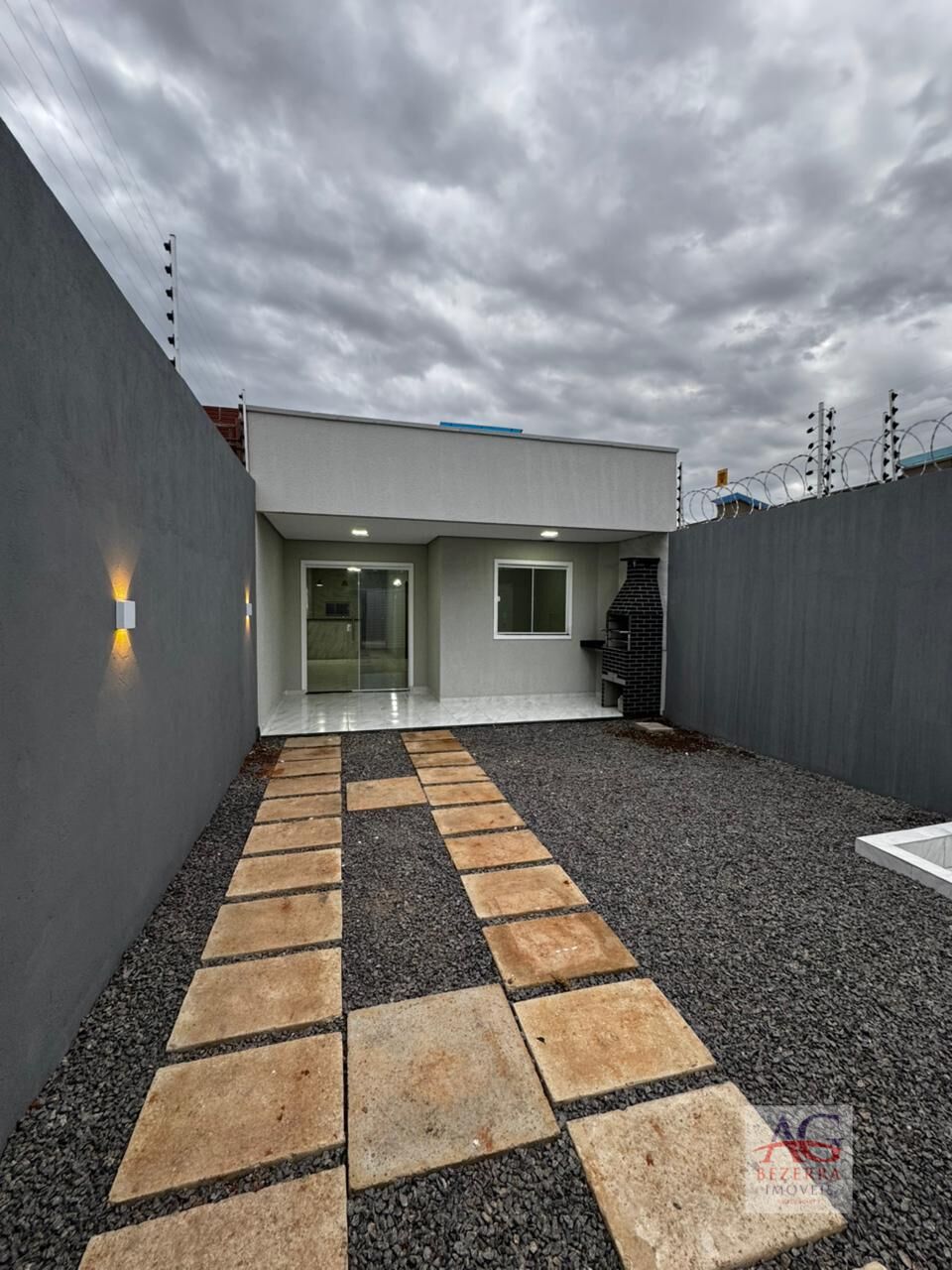Casa, 2 quartos, 74 m² - Foto 1
