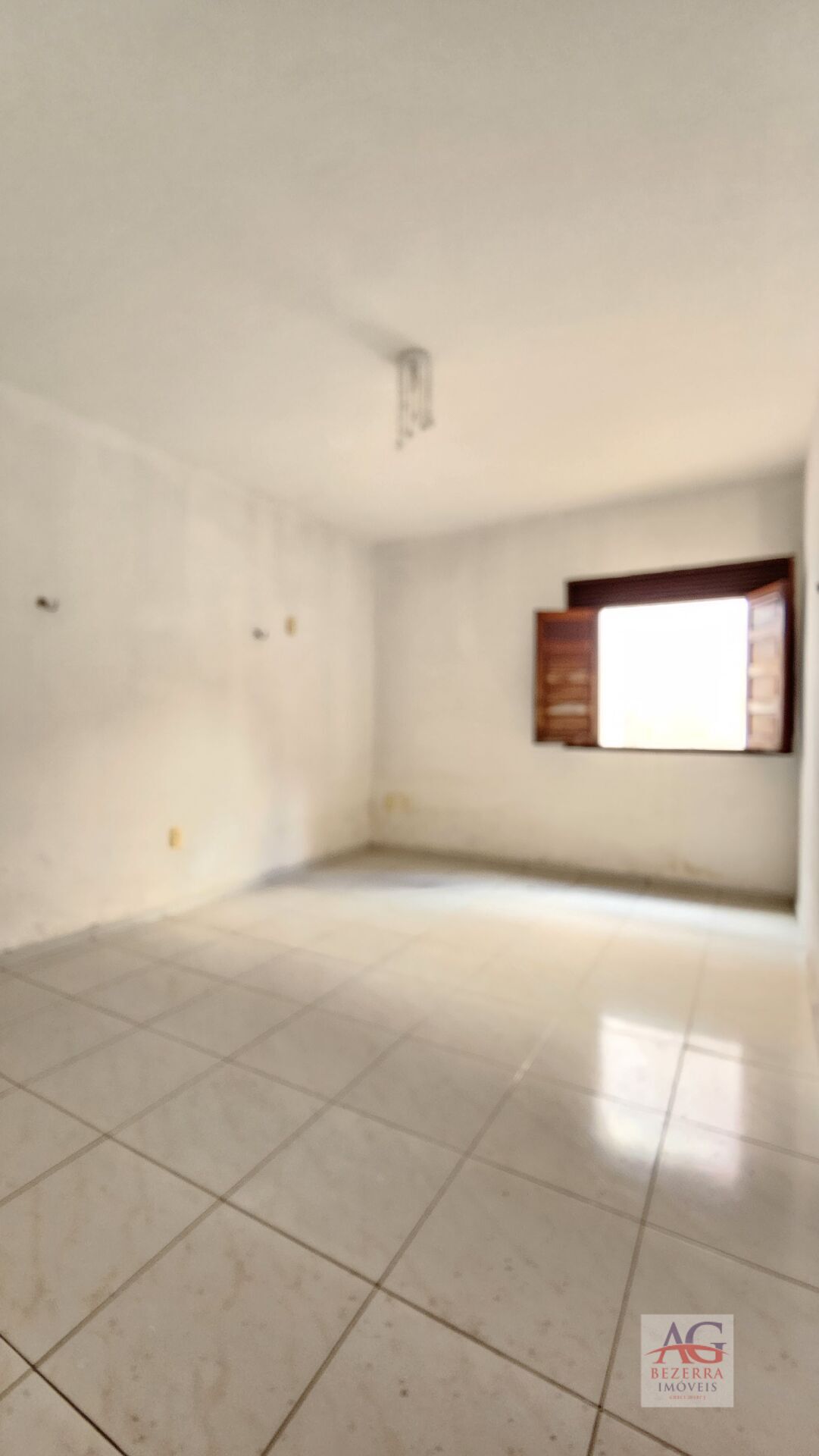 Casa para alugar com 3 quartos, 250m² - Foto 13