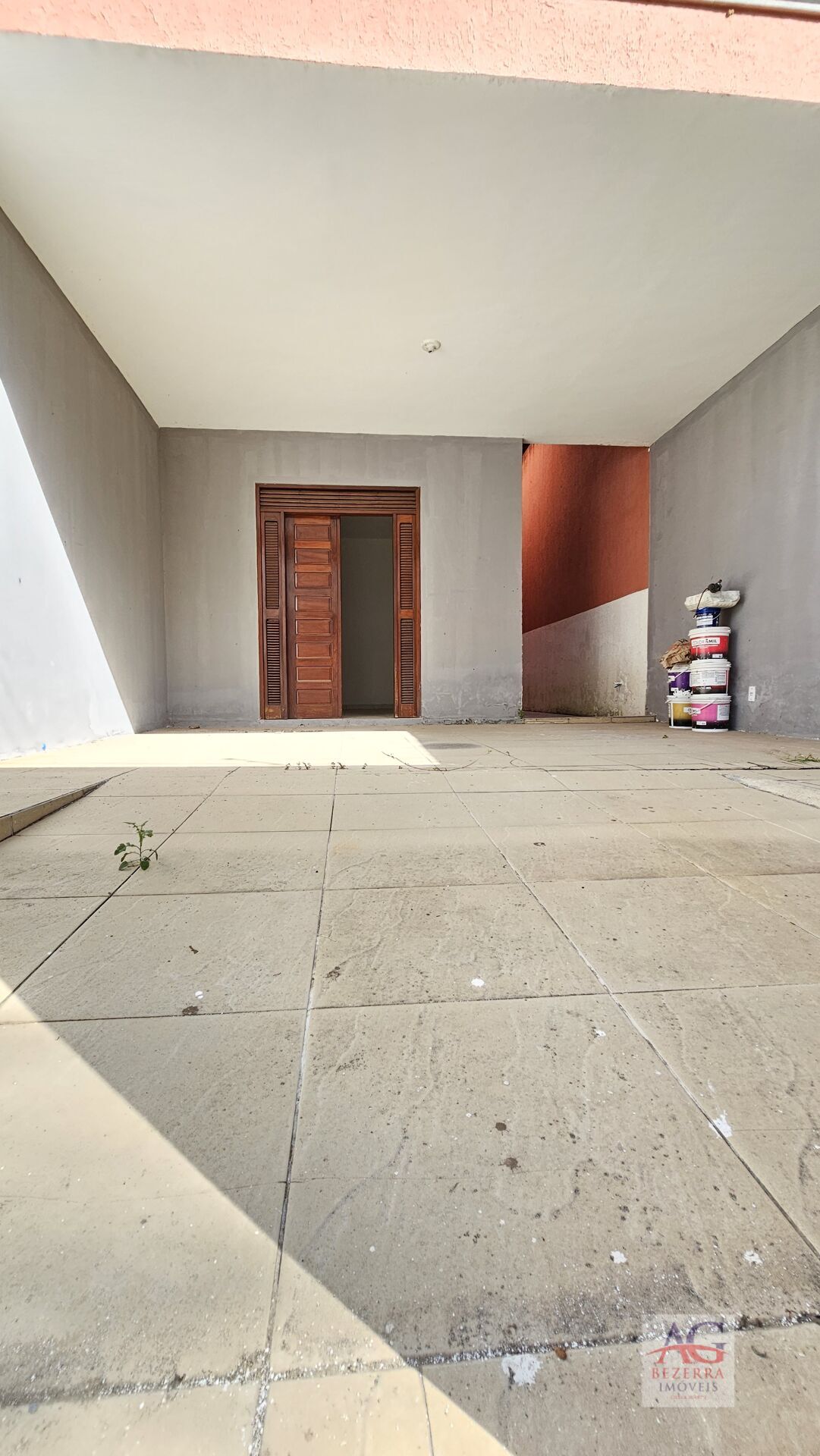 Casa para alugar com 3 quartos, 250m² - Foto 1