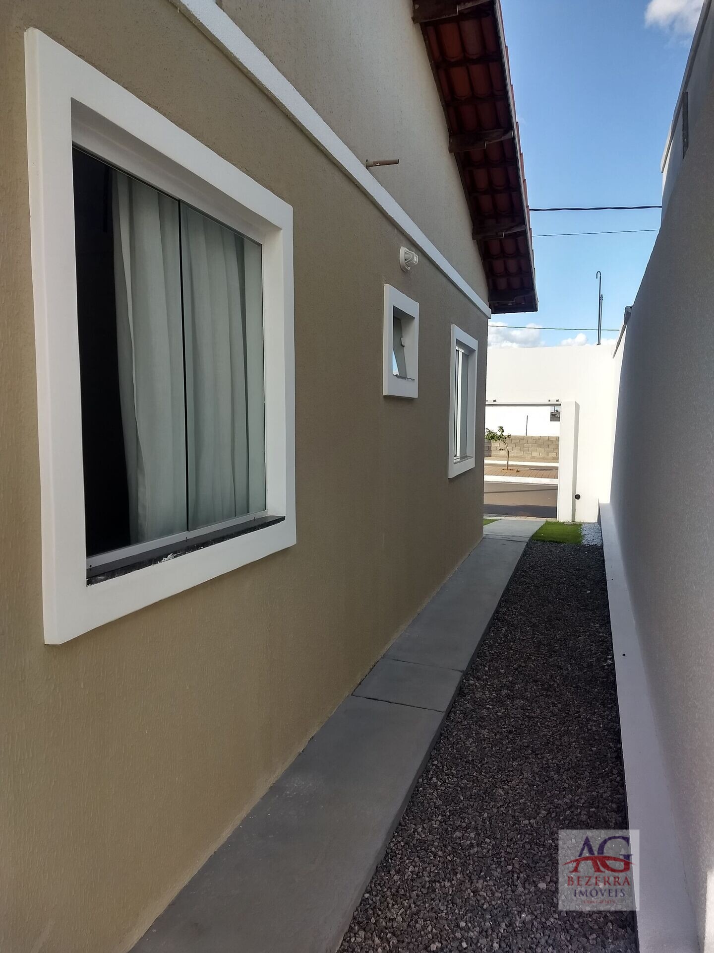 Casa à venda com 2 quartos, 60m² - Foto 19