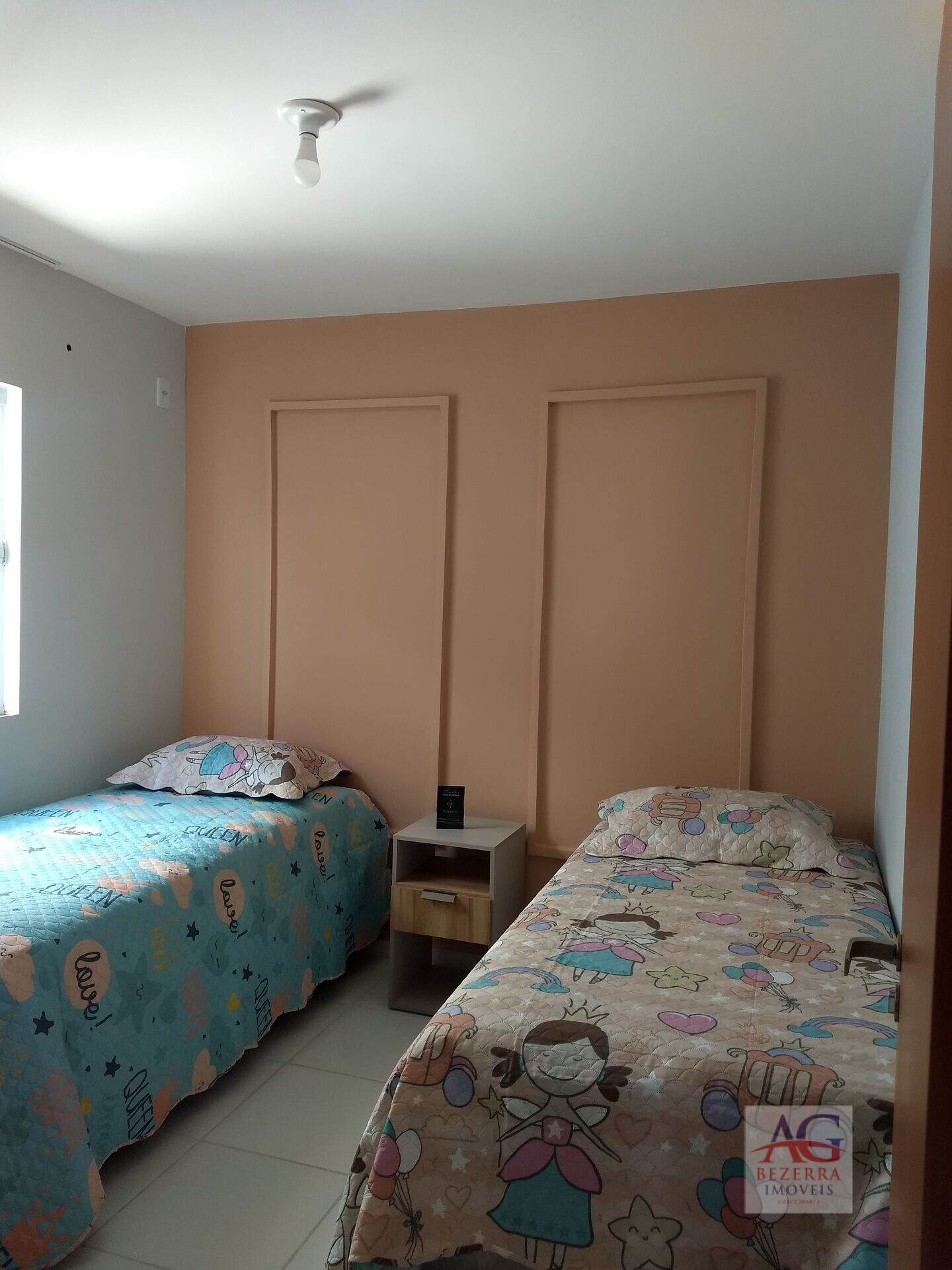 Casa à venda com 2 quartos, 60m² - Foto 13