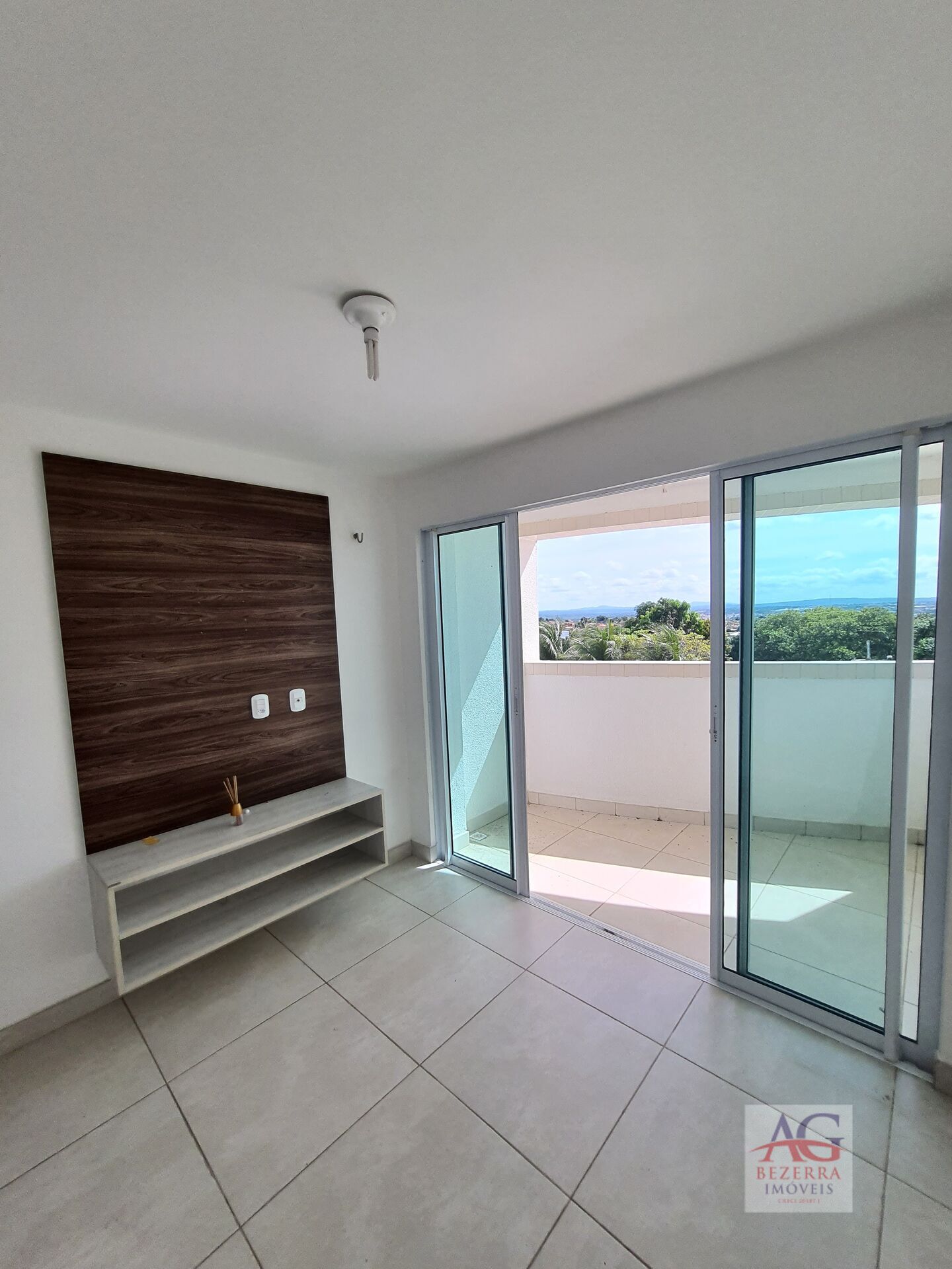 Apartamento para alugar com 2 quartos, 50m² - Foto 11