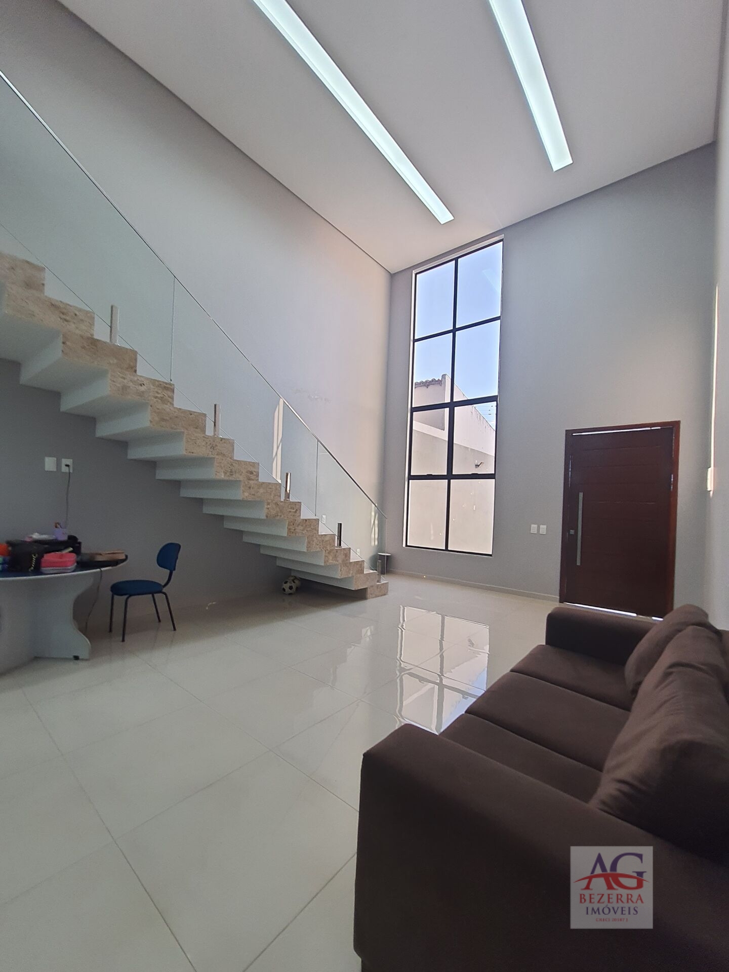 Casa à venda com 3 quartos, 300m² - Foto 7