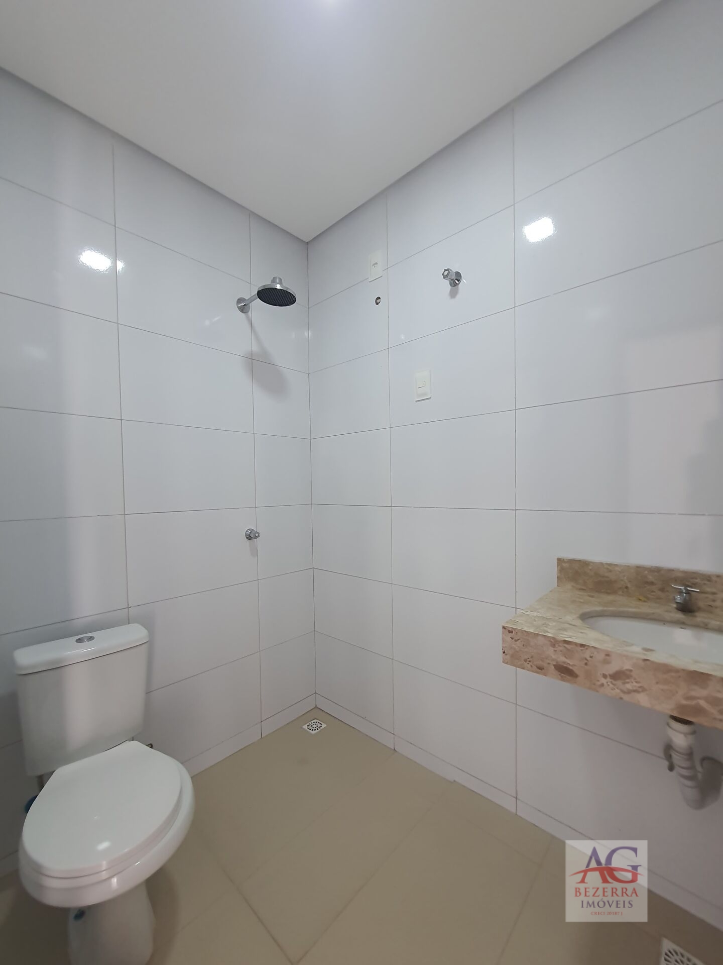 Casa à venda com 3 quartos, 300m² - Foto 48