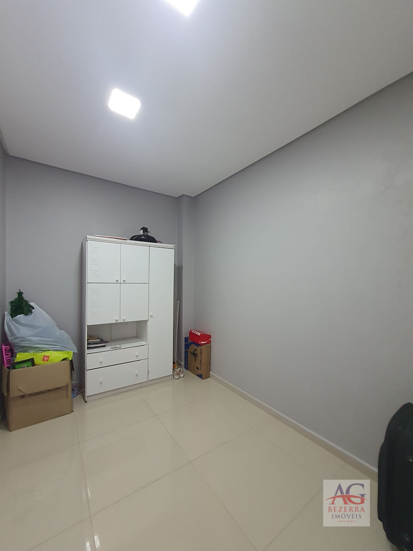 Casa à venda com 3 quartos, 300m² - Foto 42