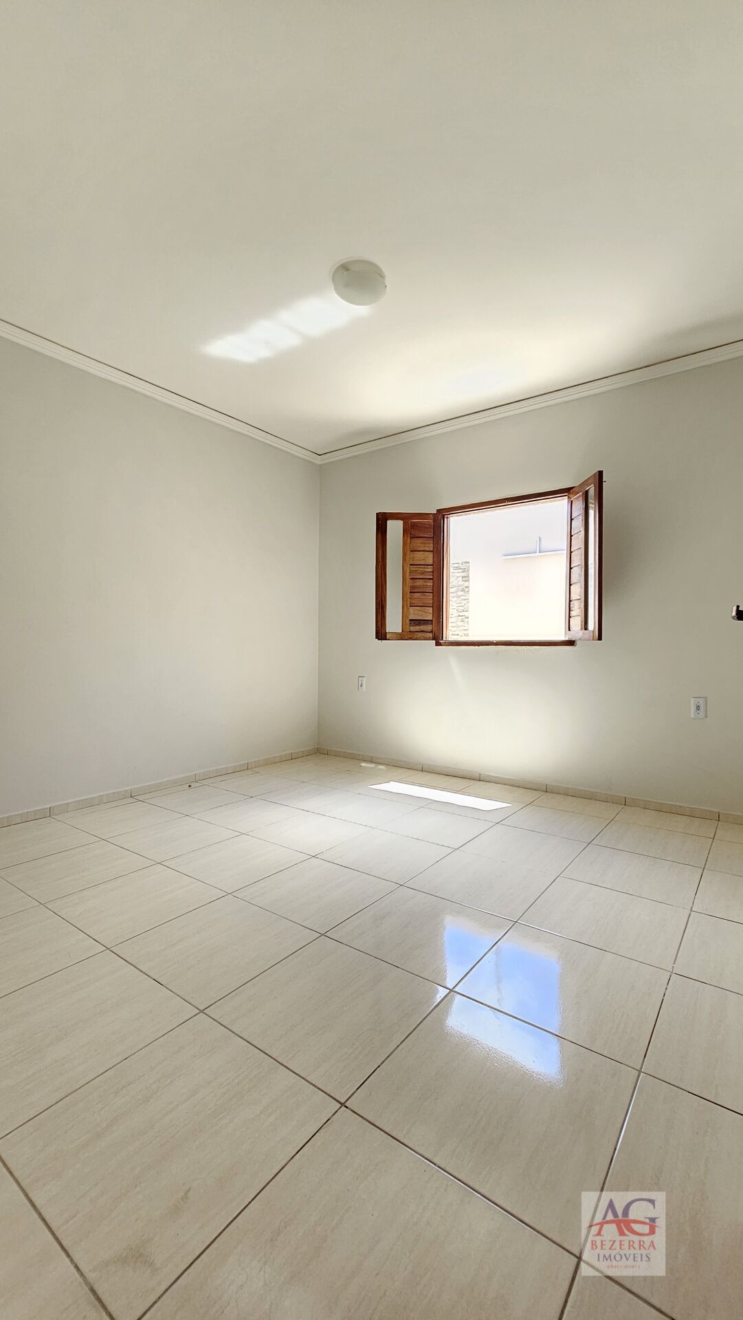 Casa à venda com 3 quartos, 95m² - Foto 14