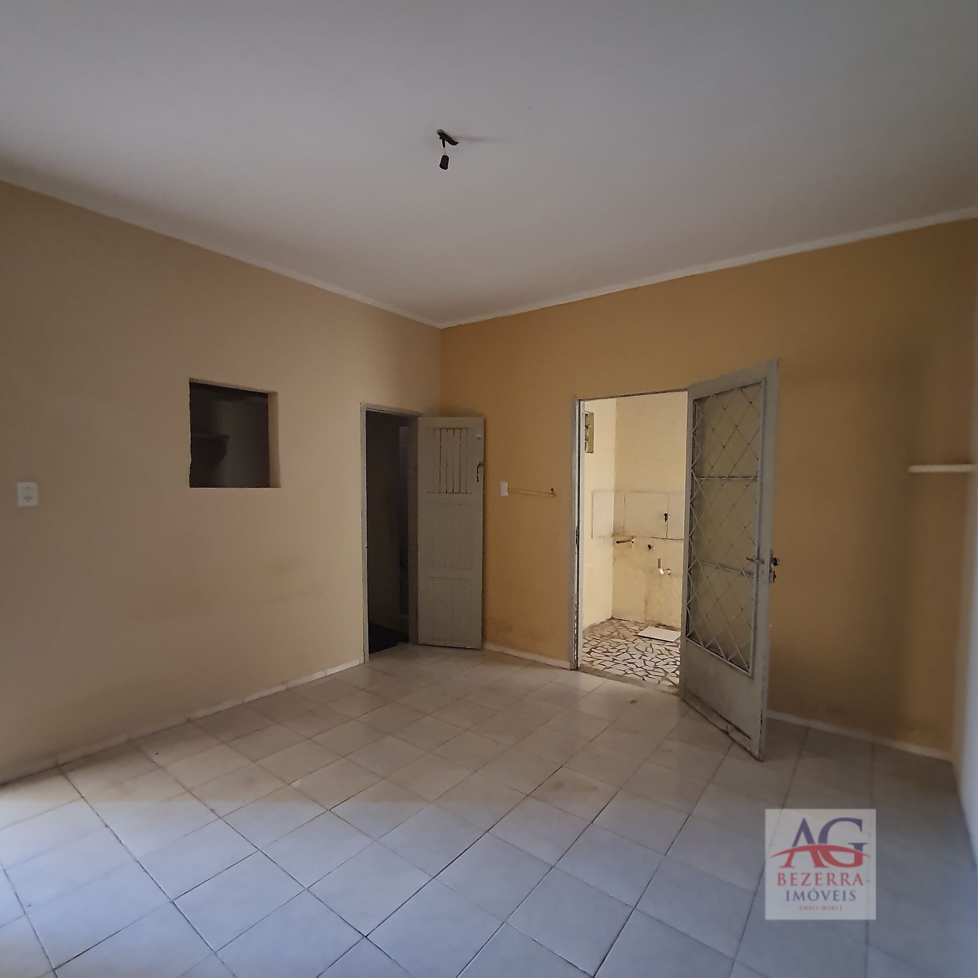 Casa à venda com 2 quartos, 200m² - Foto 13