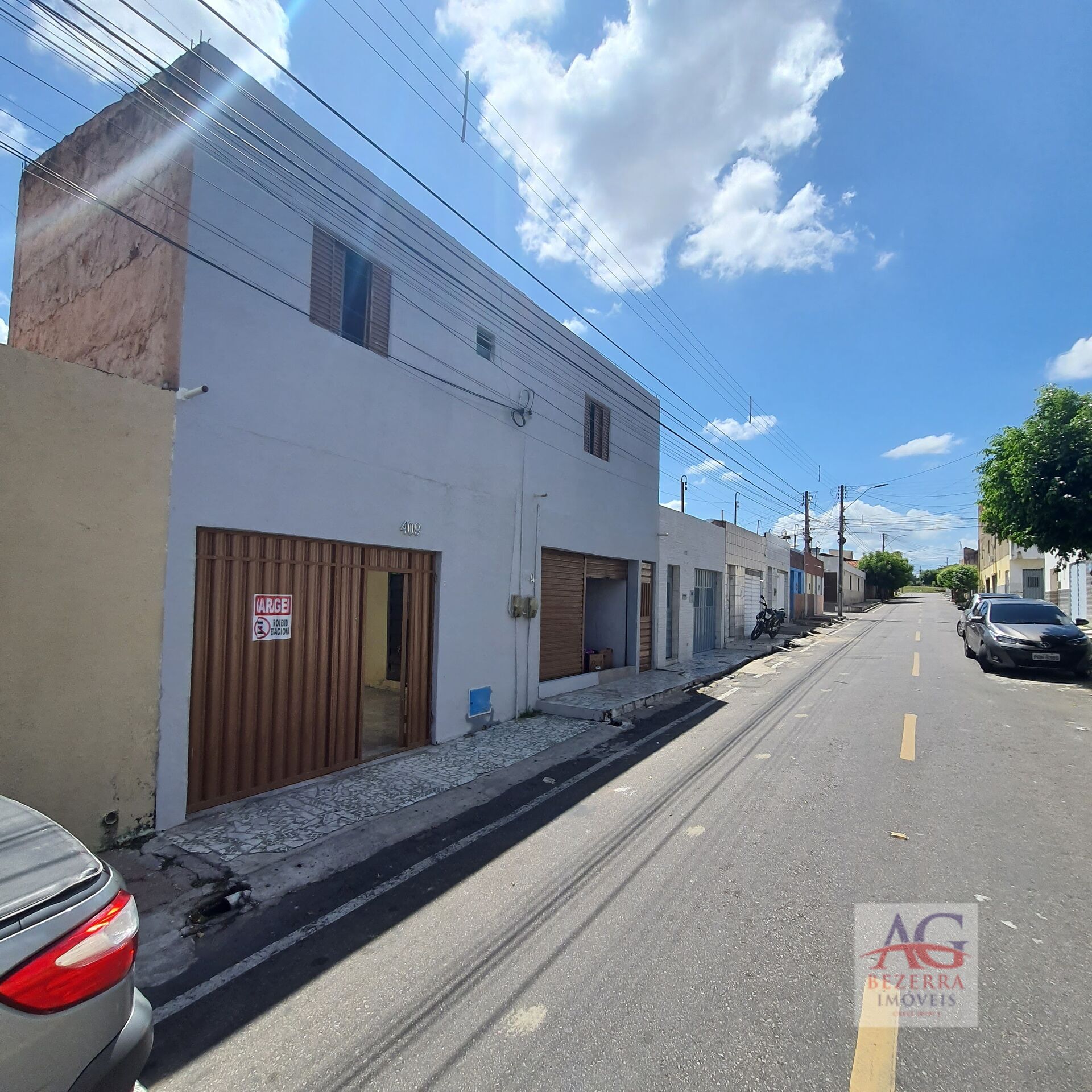 Casa à venda com 2 quartos, 200m² - Foto 4