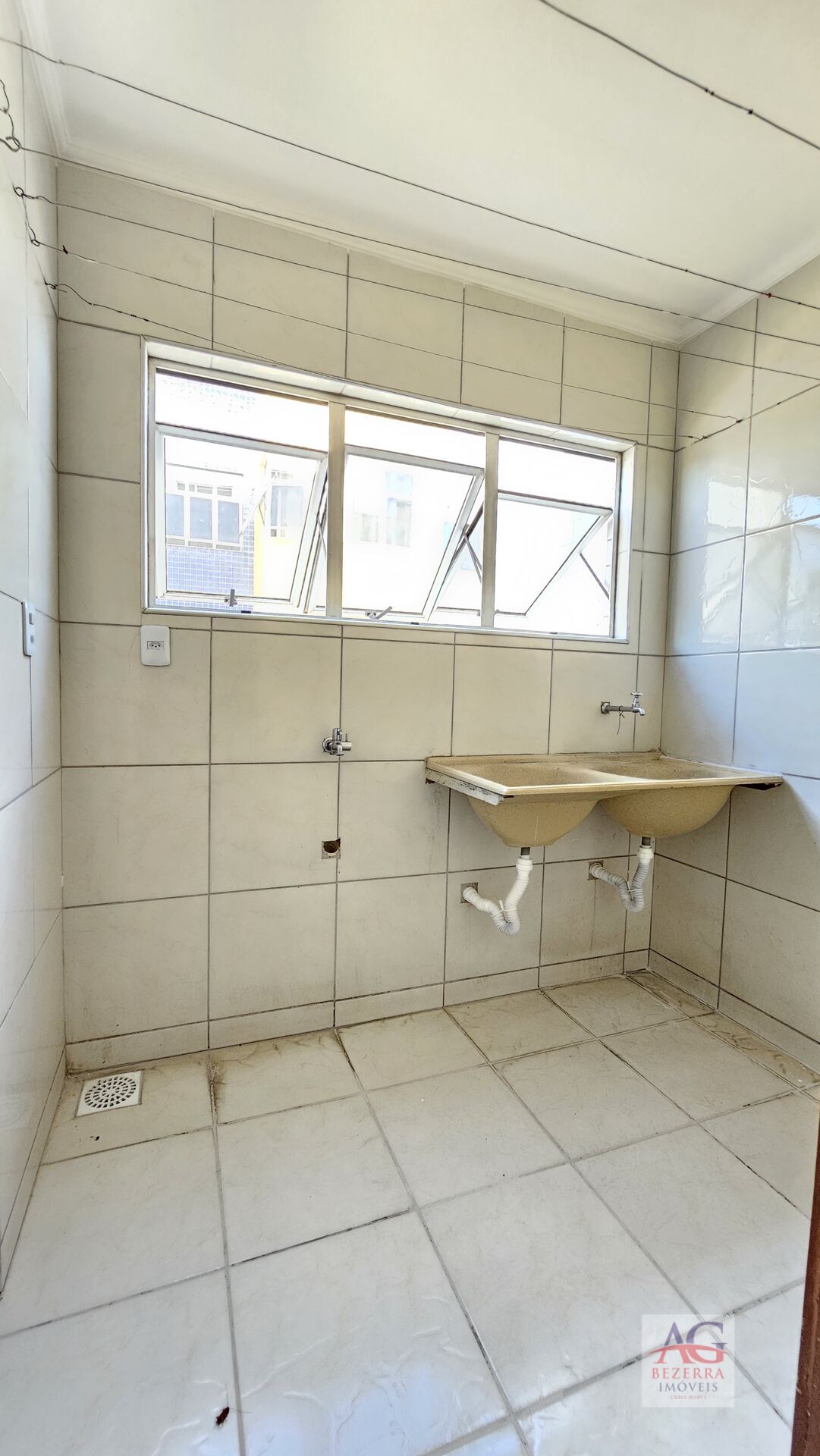 Apartamento para alugar com 3 quartos, 80m² - Foto 17