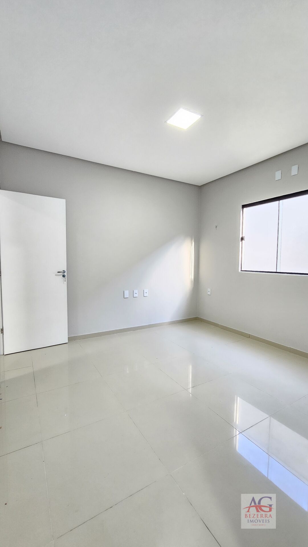 Casa à venda com 3 quartos, 130m² - Foto 18