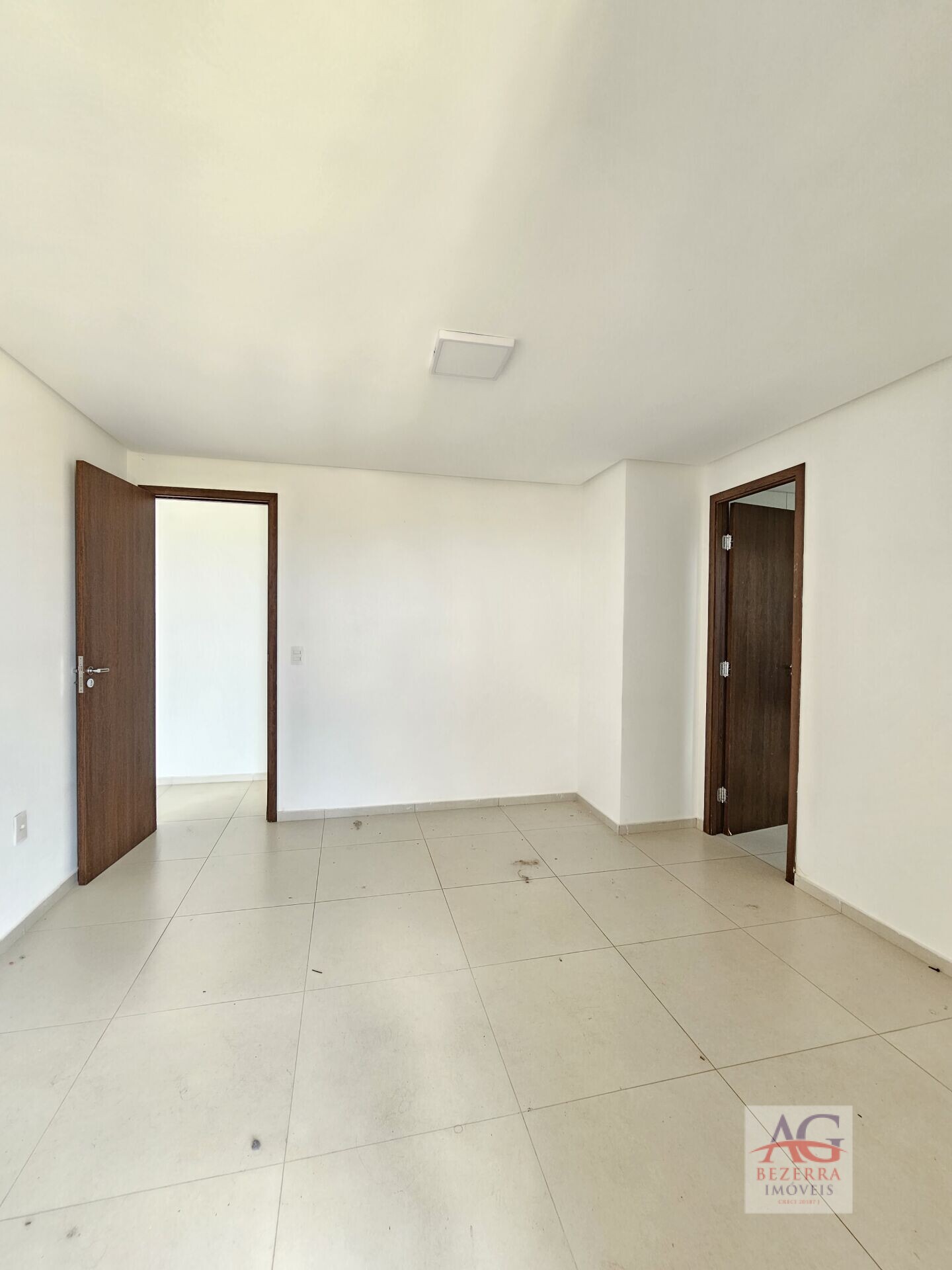 Apartamento à venda com 3 quartos, 80m² - Foto 13