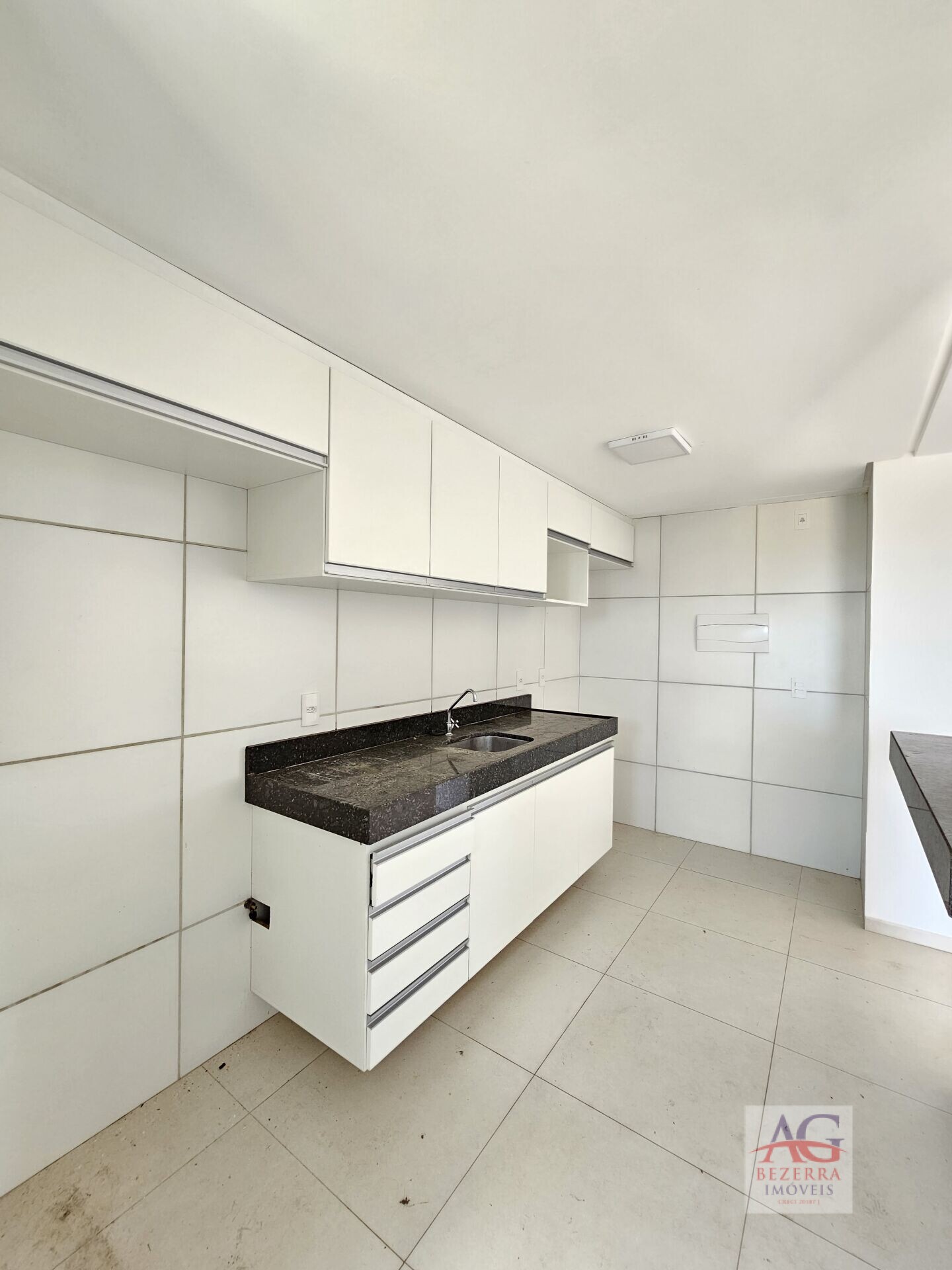 Apartamento à venda com 3 quartos, 80m² - Foto 9