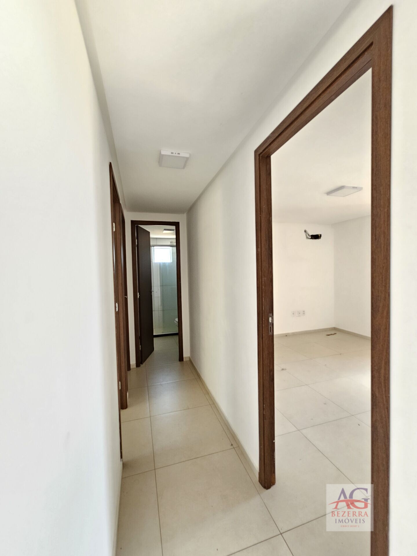 Apartamento à venda com 3 quartos, 80m² - Foto 11