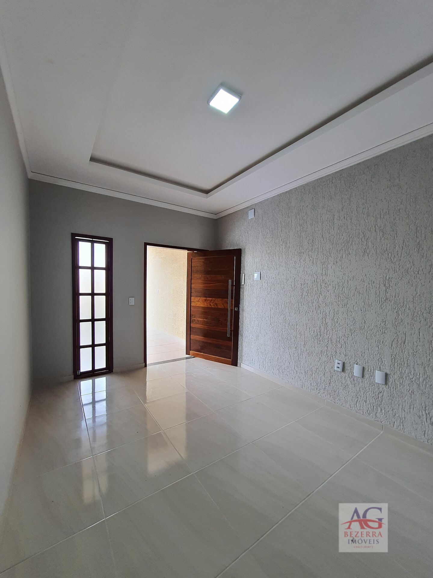 Casa à venda com 3 quartos, 136m² - Foto 4