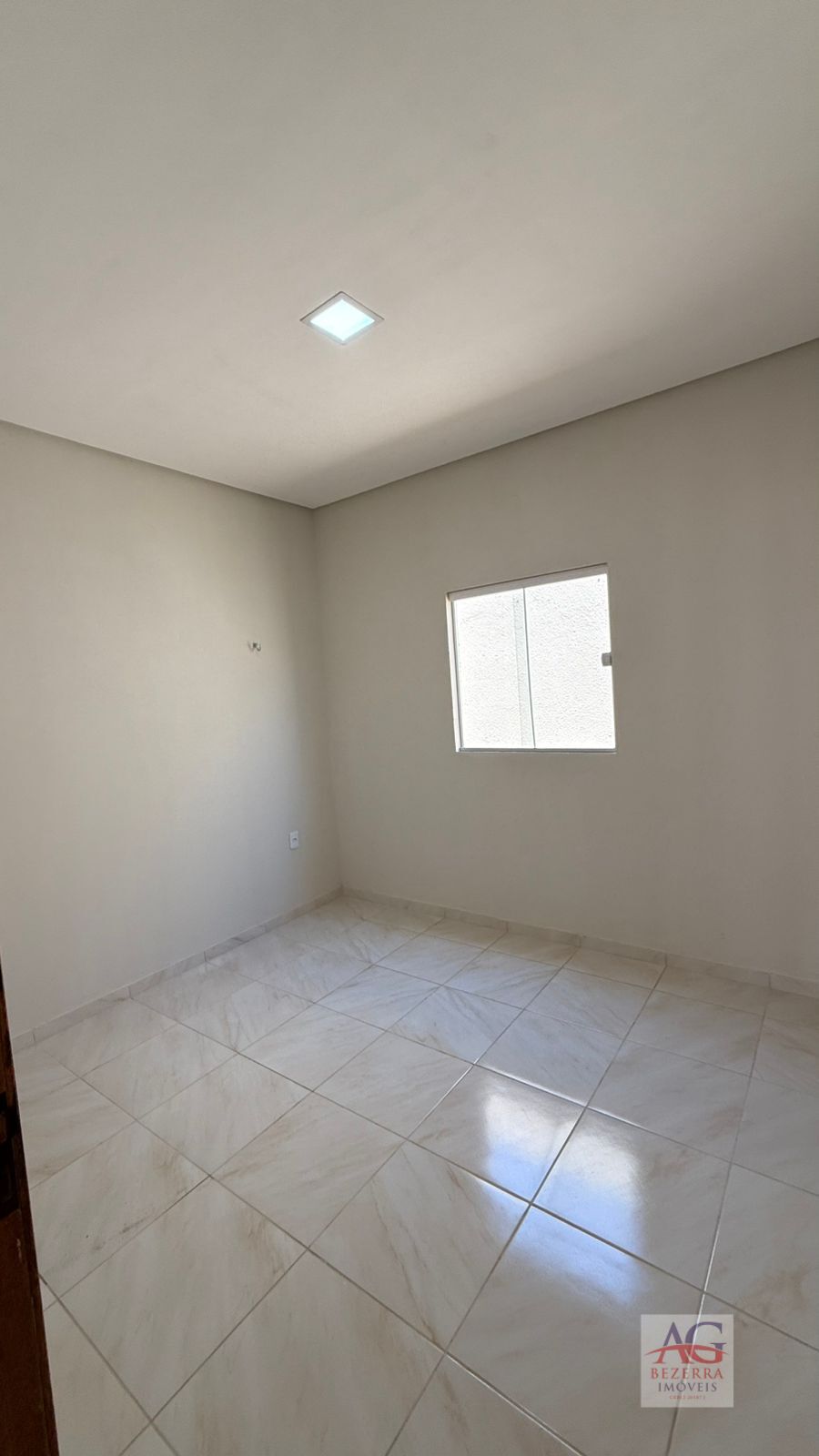 Casa à venda com 3 quartos, 89m² - Foto 6