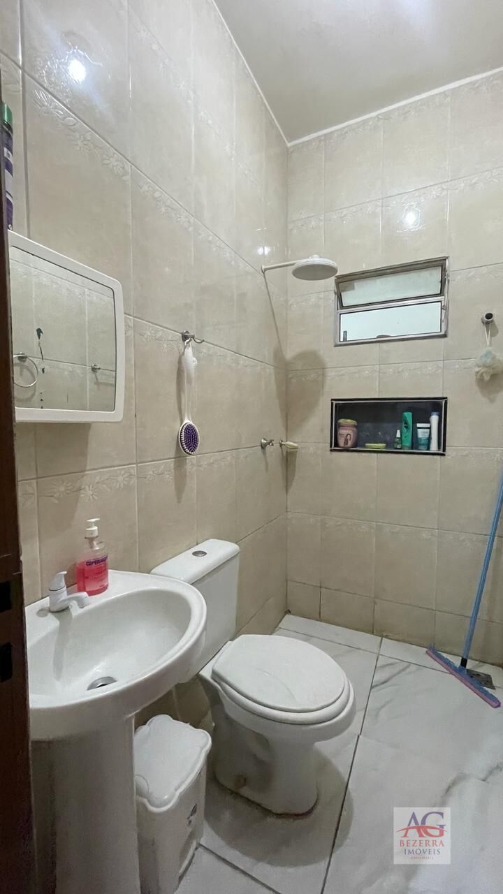 Casa à venda com 2 quartos, 209m² - Foto 17