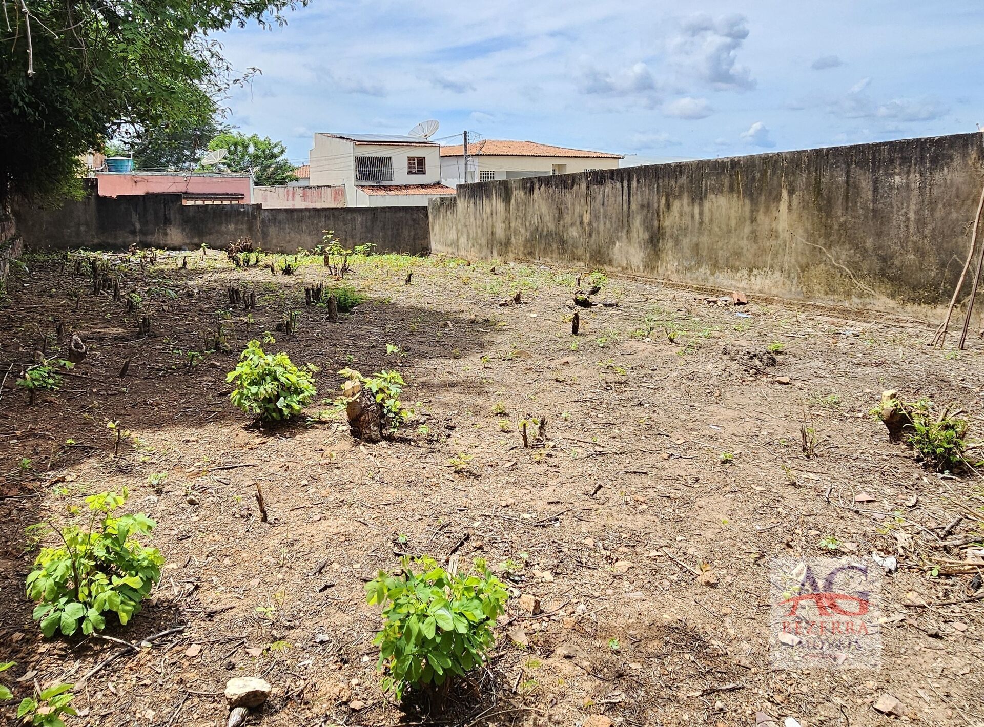 Terreno à venda, 810m² - Foto 11