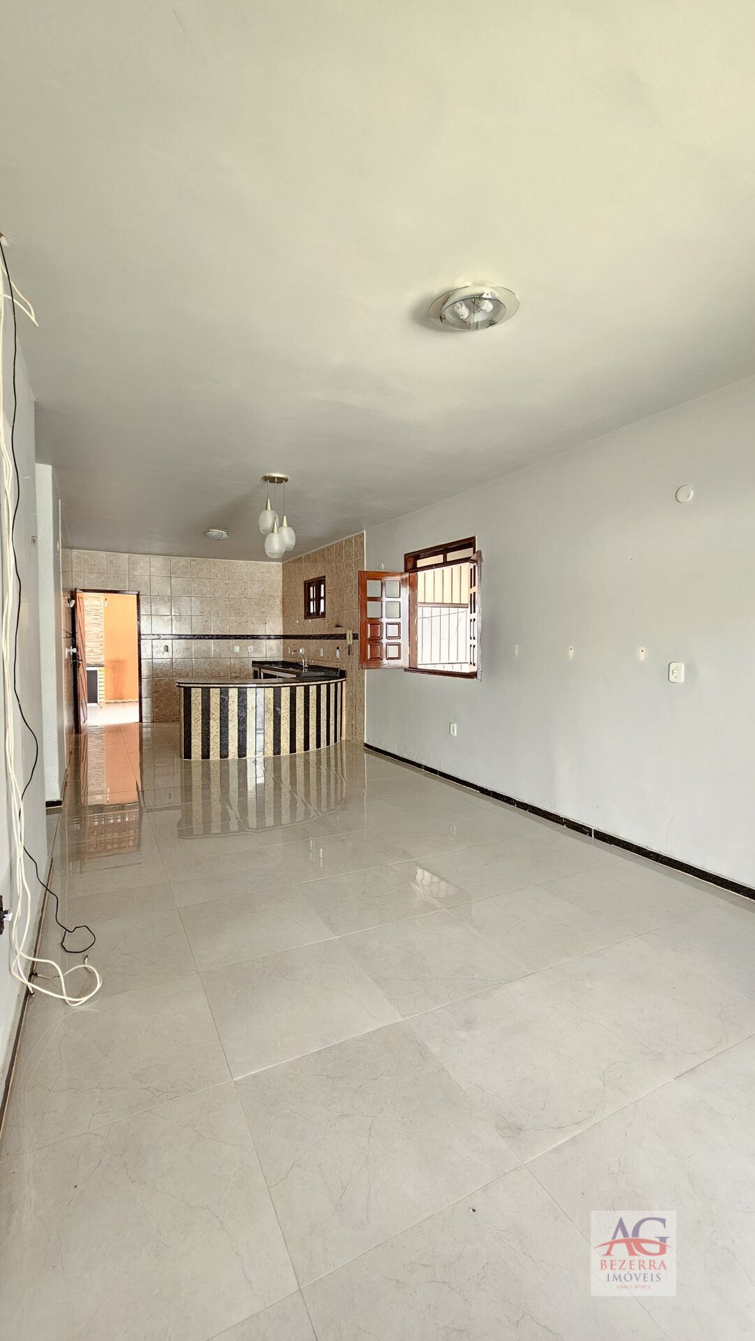 Casa à venda com 3 quartos, 86m² - Foto 7