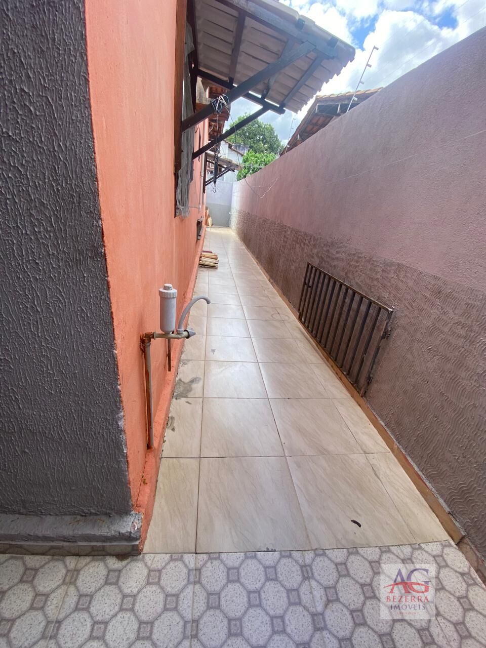 Casa à venda com 3 quartos, 86m² - Foto 10