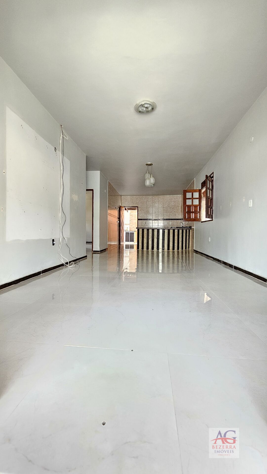 Casa à venda com 3 quartos, 86m² - Foto 5