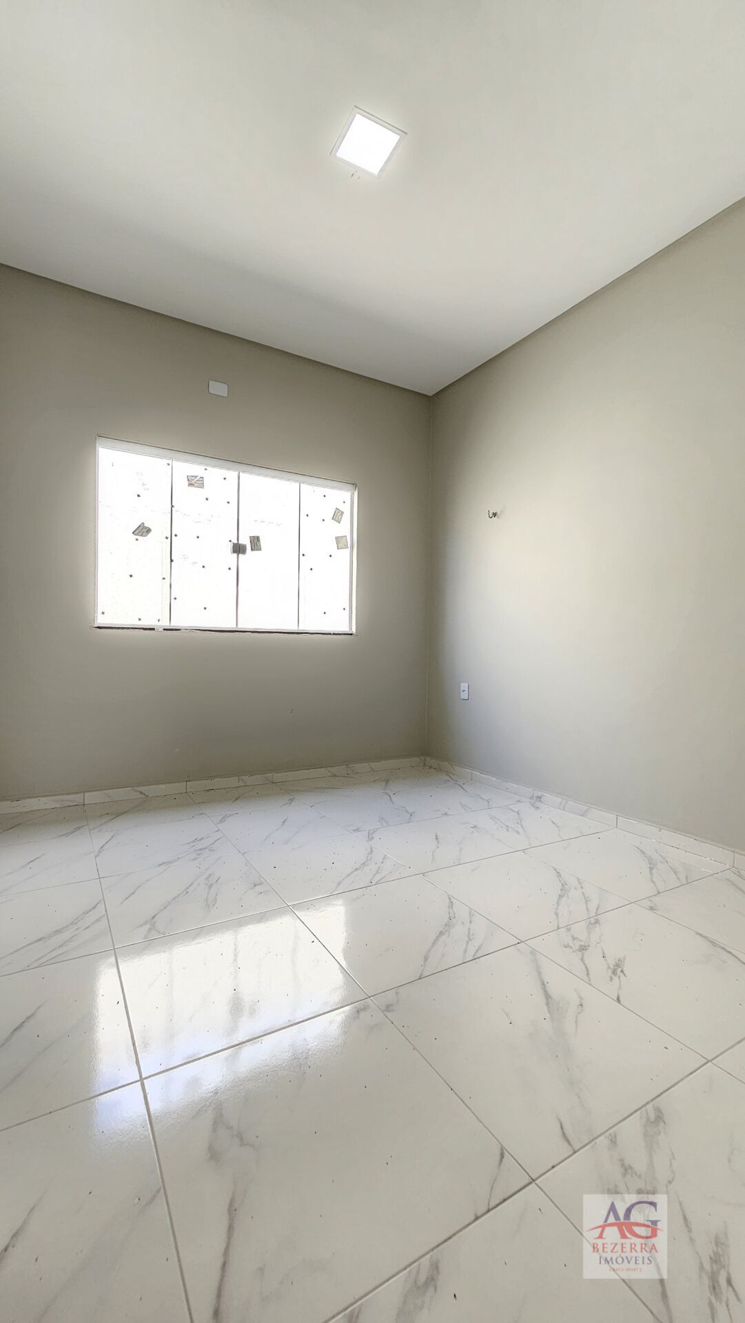 Casa à venda com 3 quartos, 99m² - Foto 15