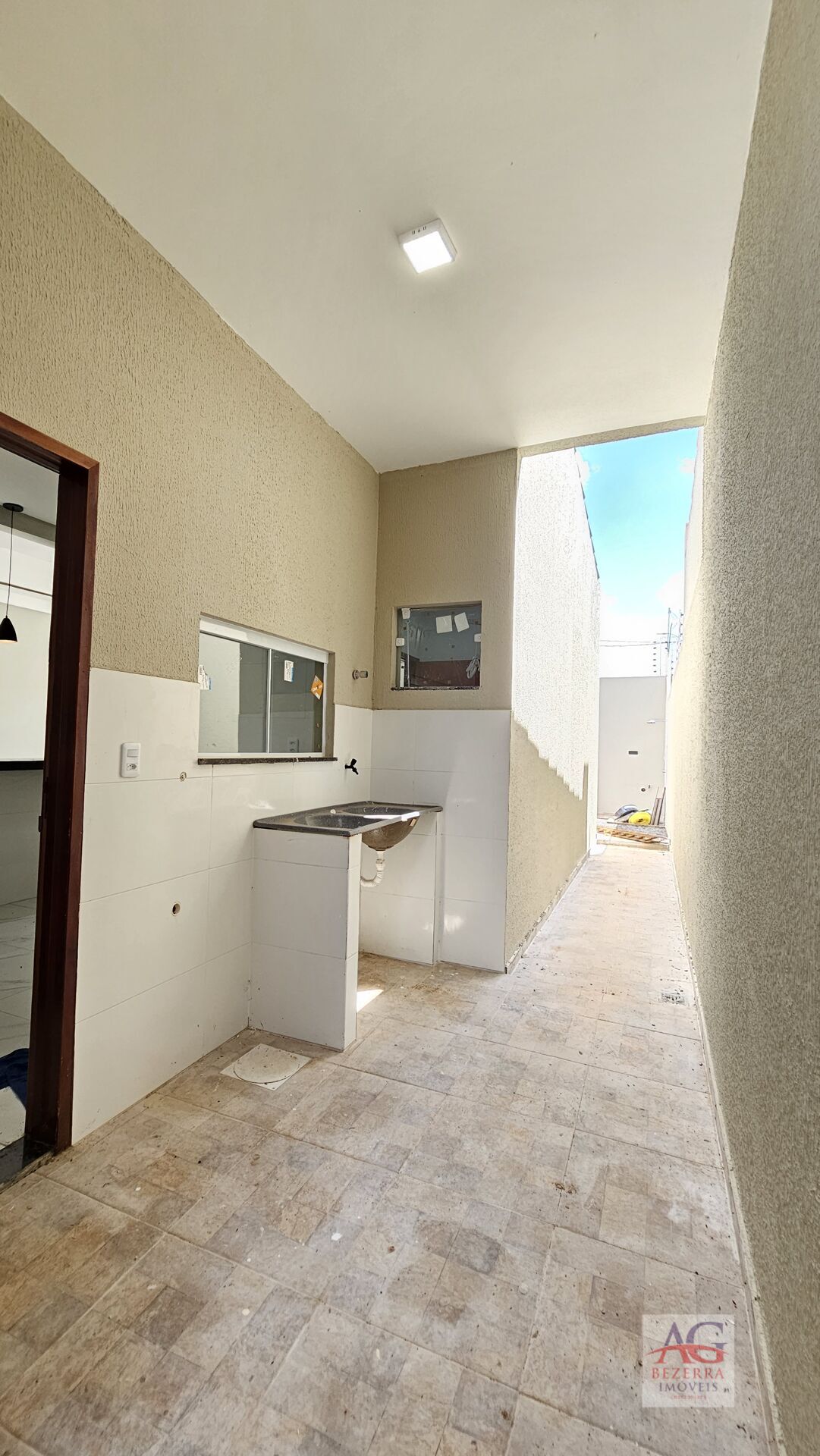 Casa à venda com 3 quartos, 99m² - Foto 17