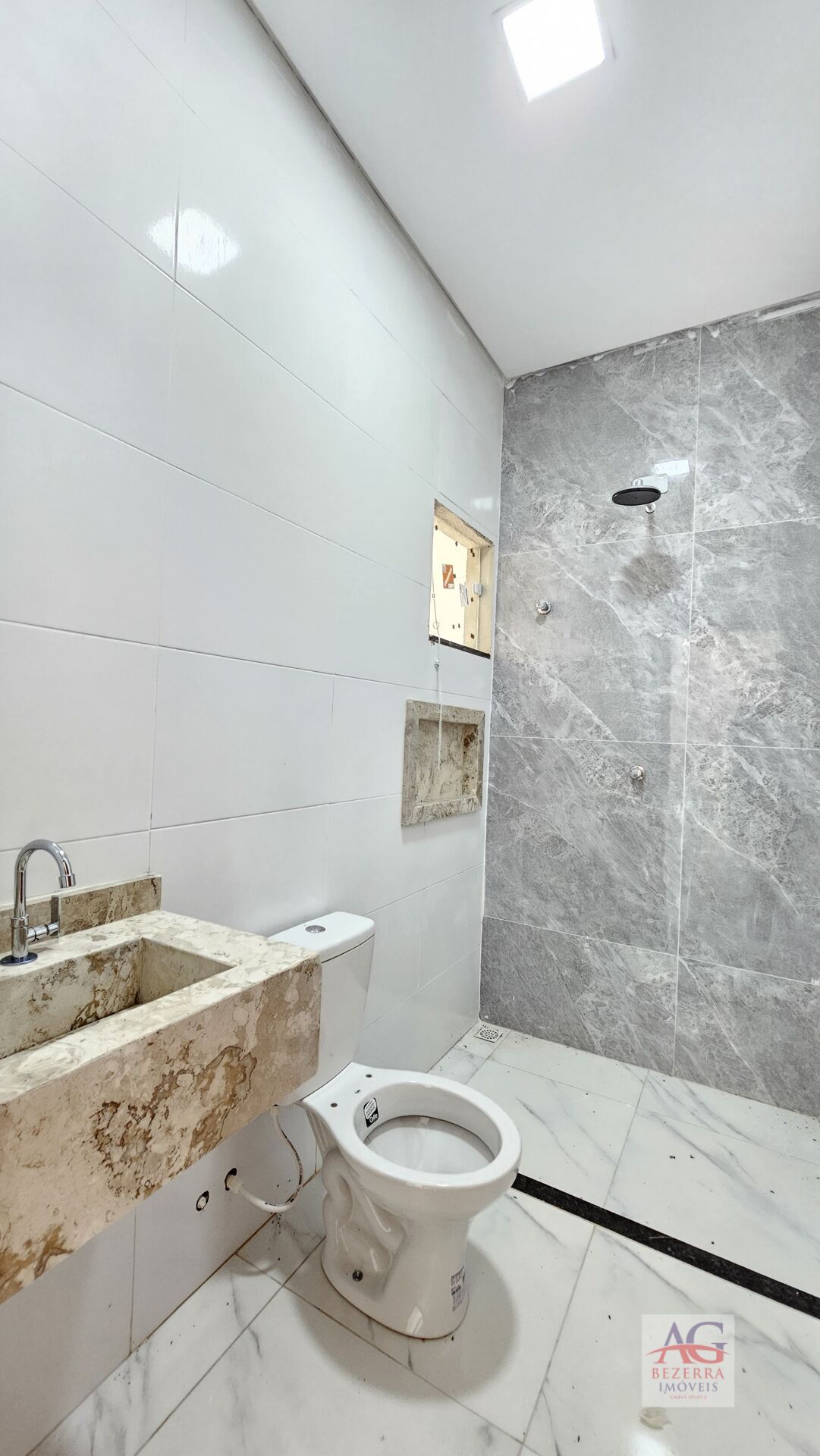 Casa à venda com 3 quartos, 99m² - Foto 16