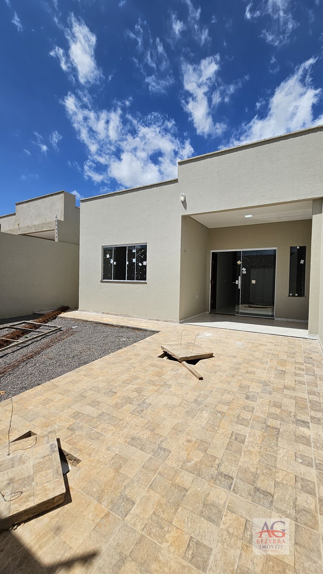 Casa à venda com 3 quartos, 99m² - Foto 3