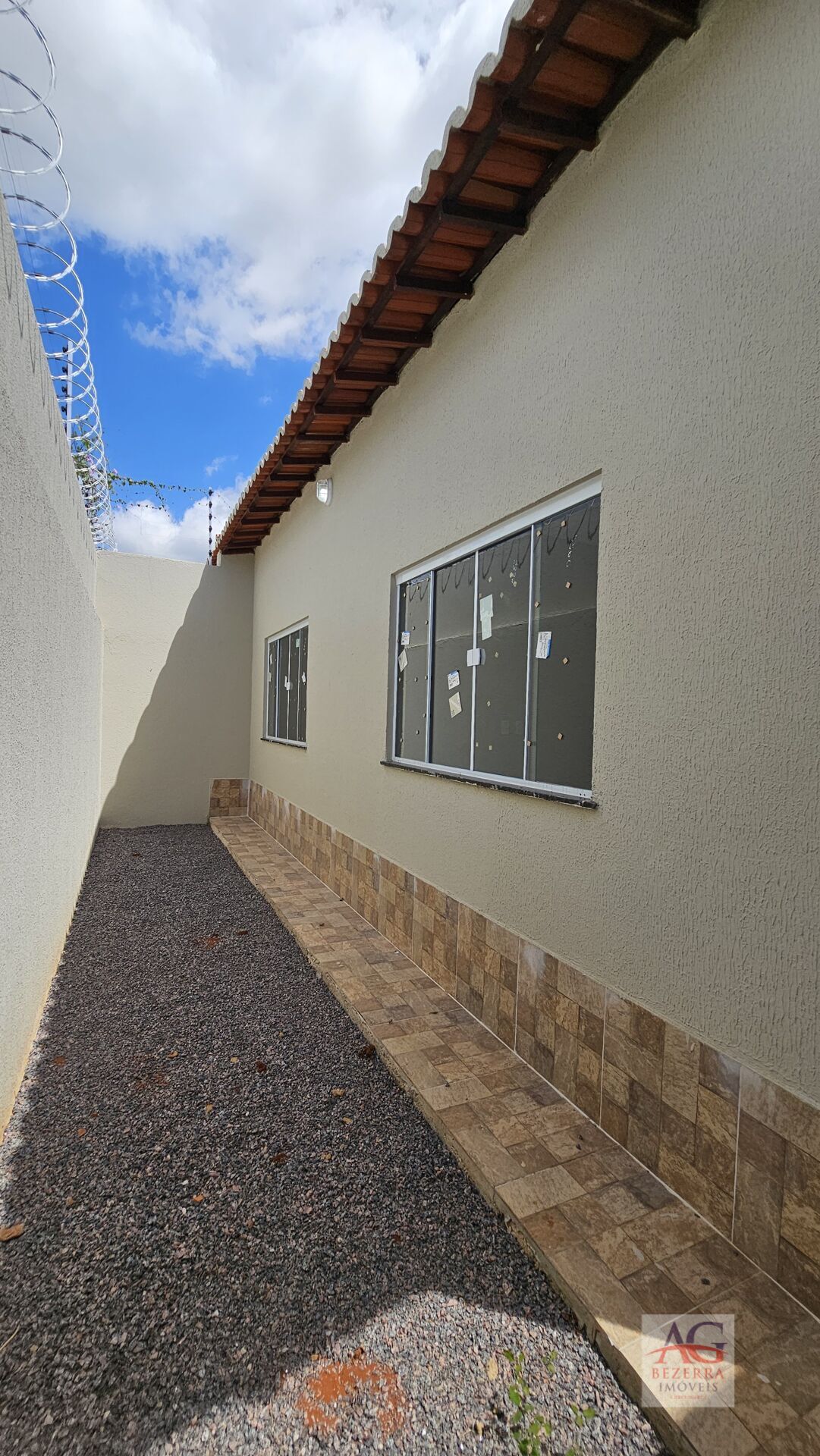 Casa à venda com 3 quartos, 99m² - Foto 18