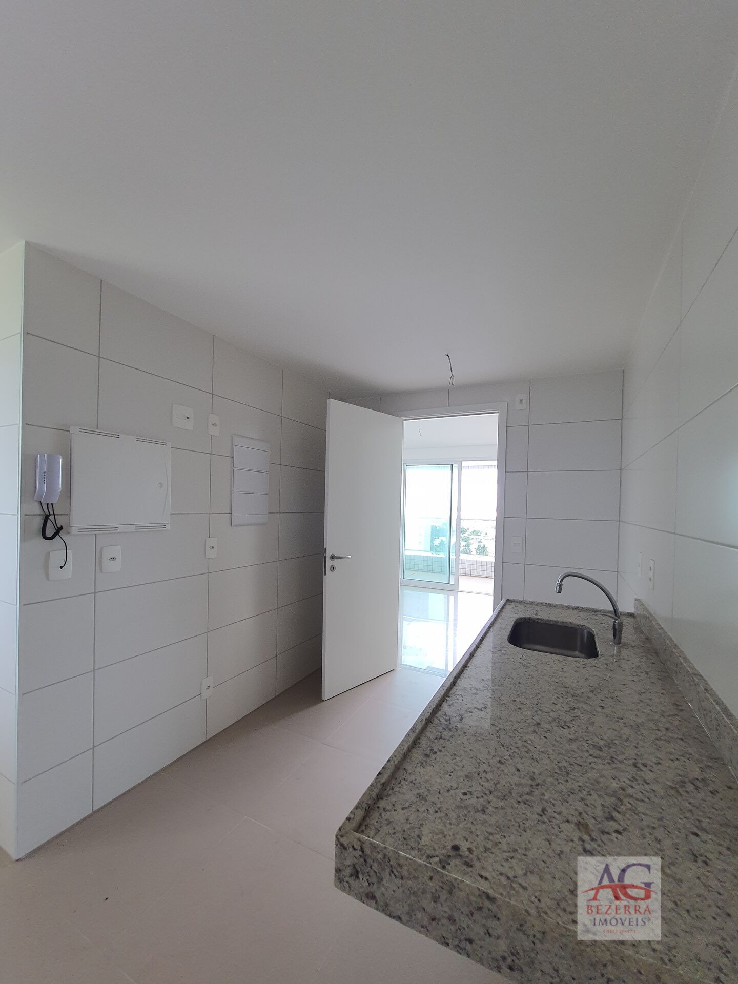 Apartamento à venda com 2 quartos, 100m² - Foto 9