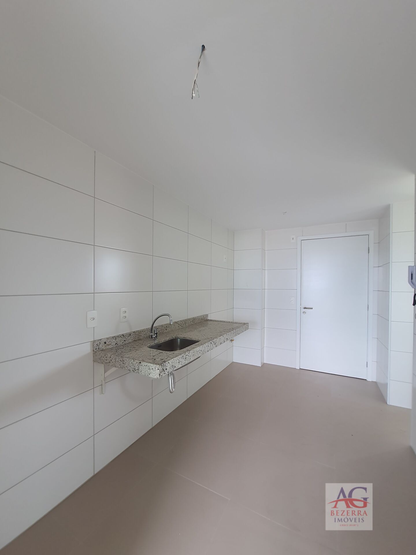 Apartamento à venda com 2 quartos, 100m² - Foto 7