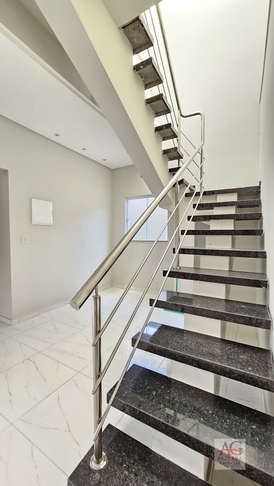 Casa à venda com 4 quartos, 260m² - Foto 12