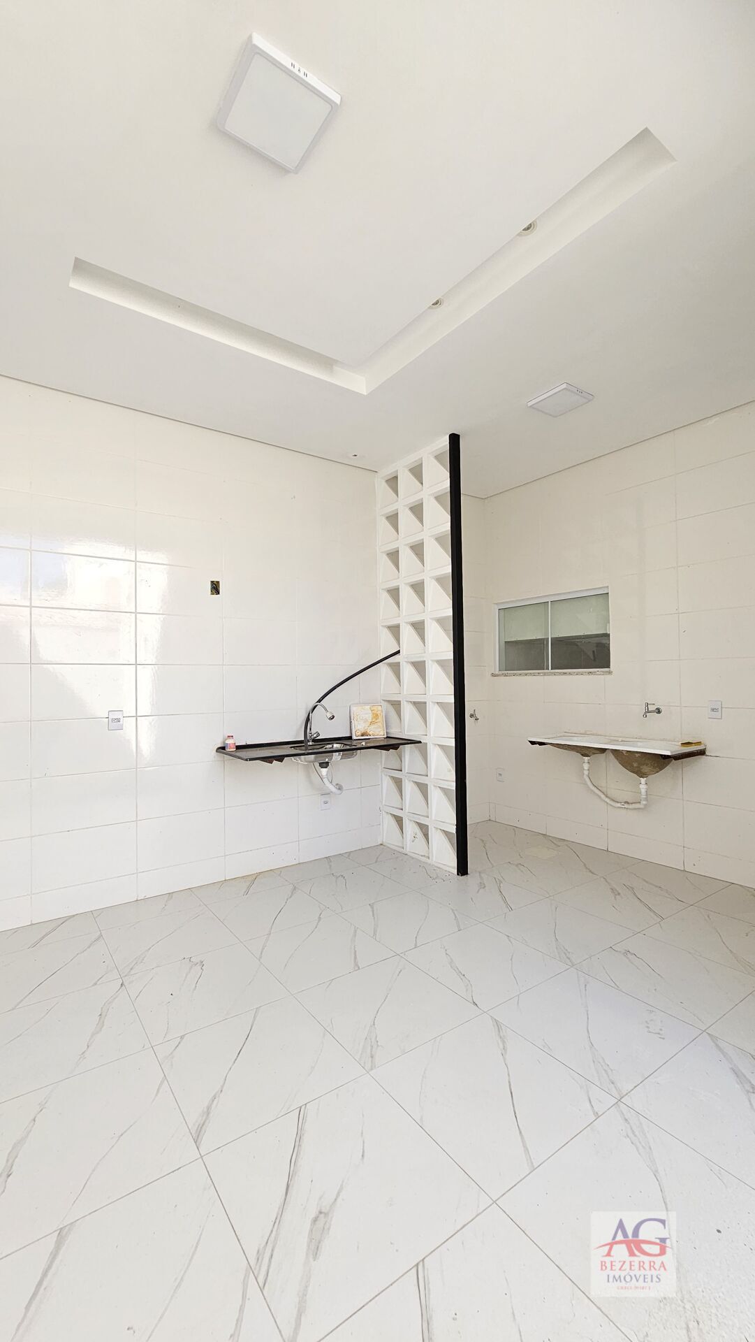 Casa à venda com 4 quartos, 260m² - Foto 30