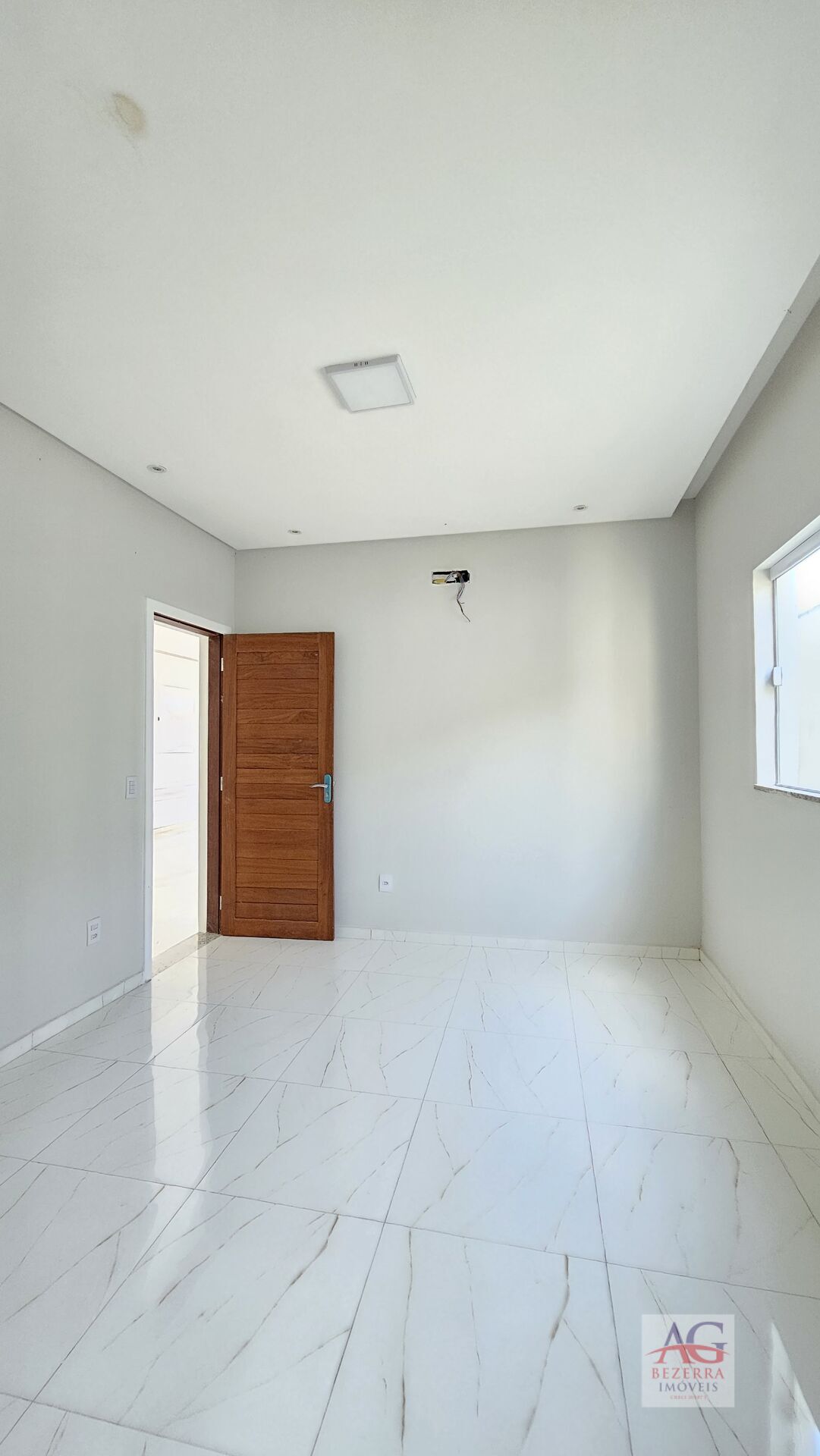 Casa à venda com 4 quartos, 260m² - Foto 11