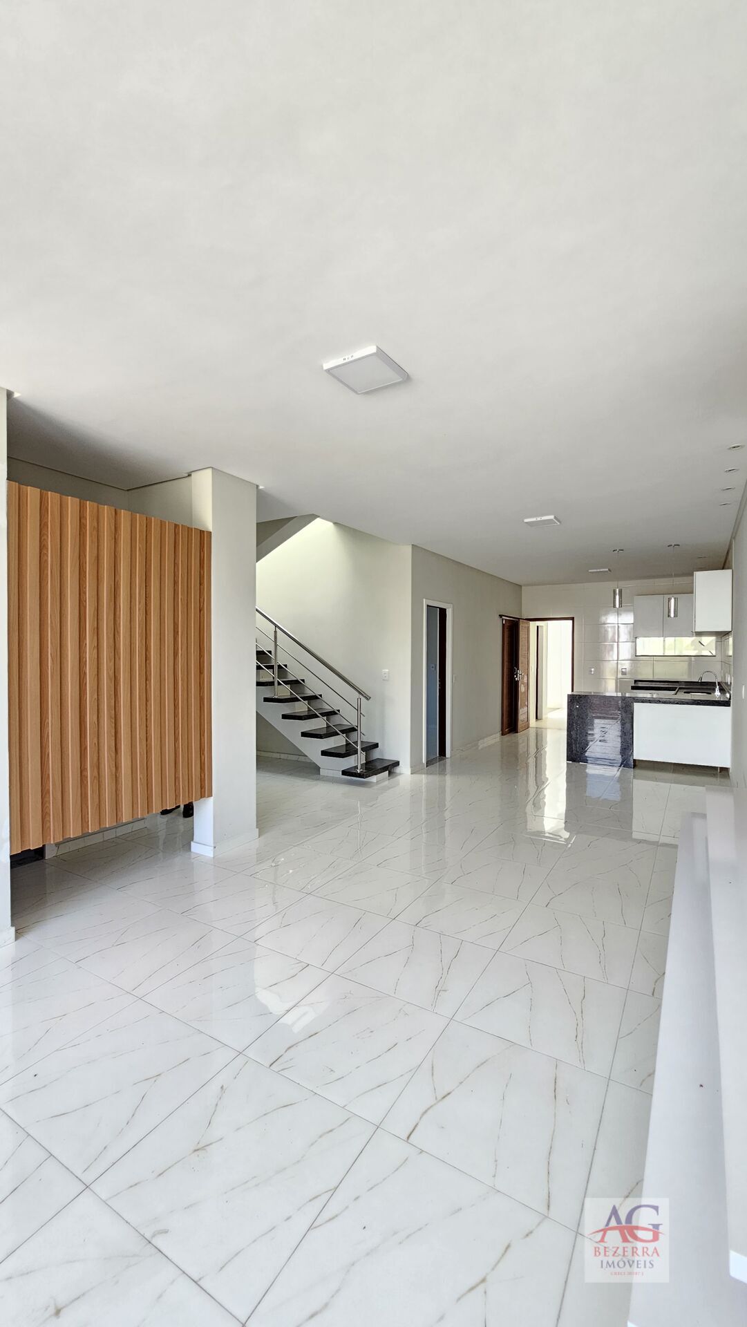 Casa à venda com 4 quartos, 260m² - Foto 6