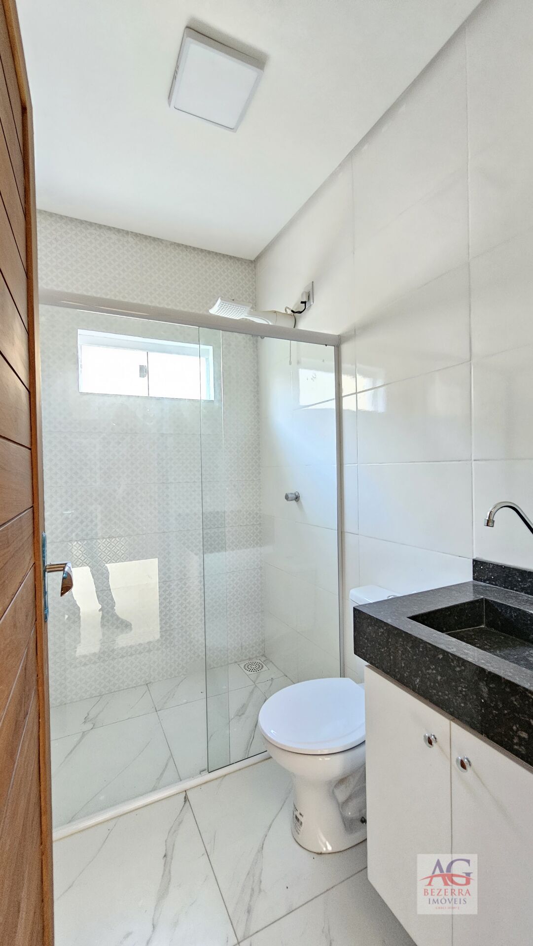 Casa à venda com 4 quartos, 260m² - Foto 15
