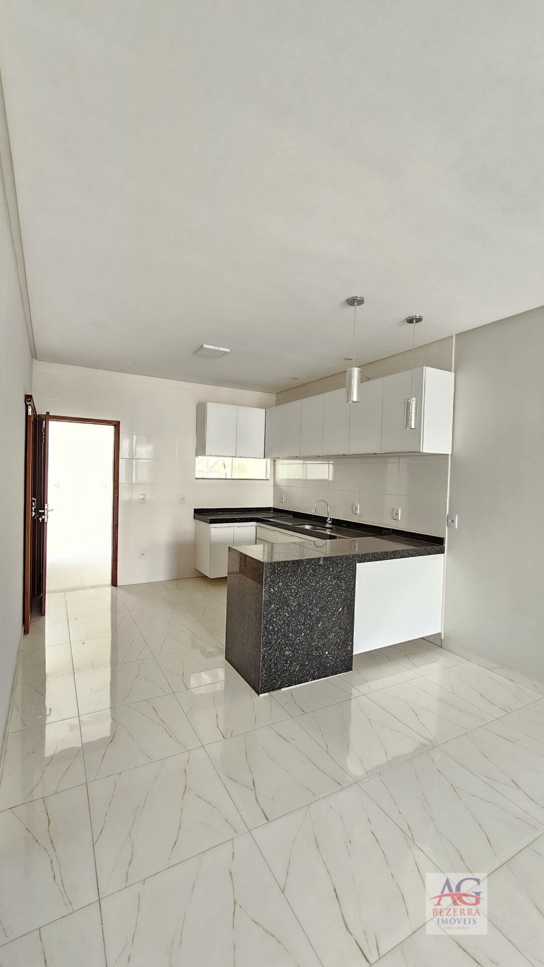 Casa à venda com 4 quartos, 260m² - Foto 7