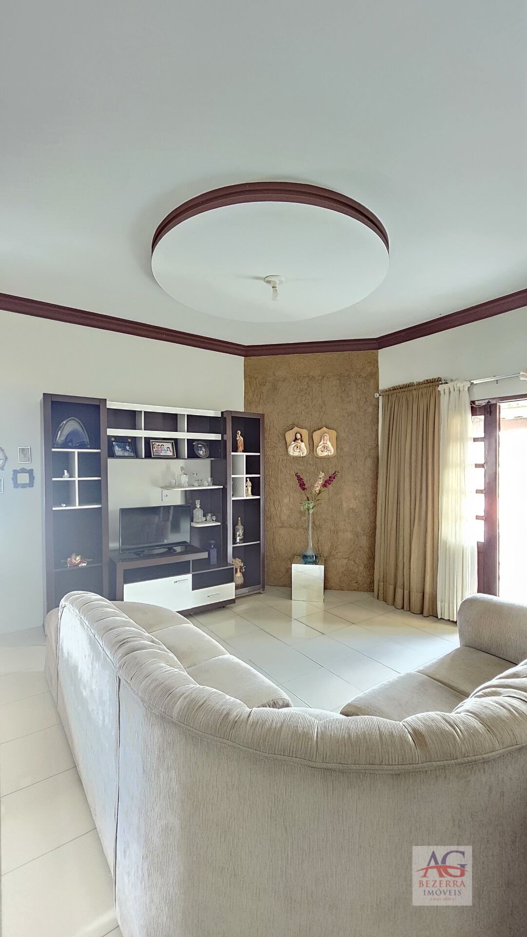 Casa à venda com 3 quartos, 170m² - Foto 4
