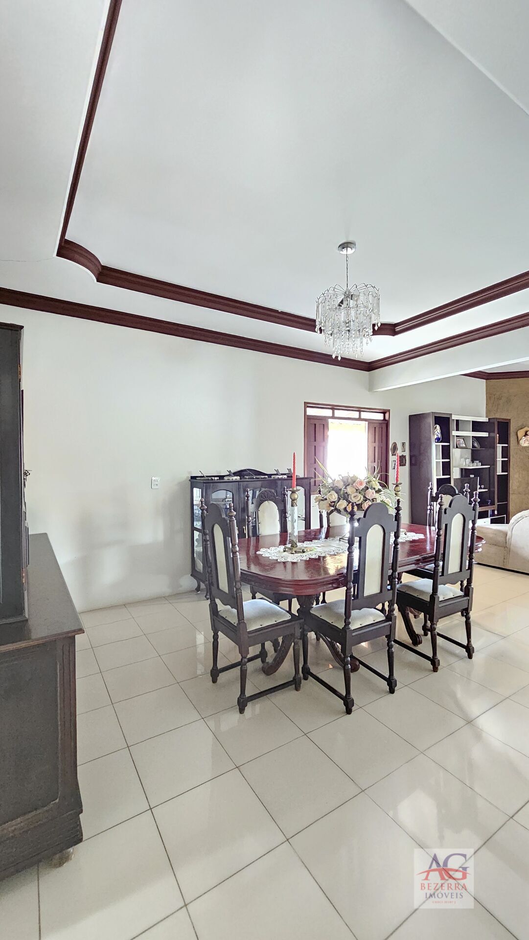 Casa à venda com 3 quartos, 170m² - Foto 9